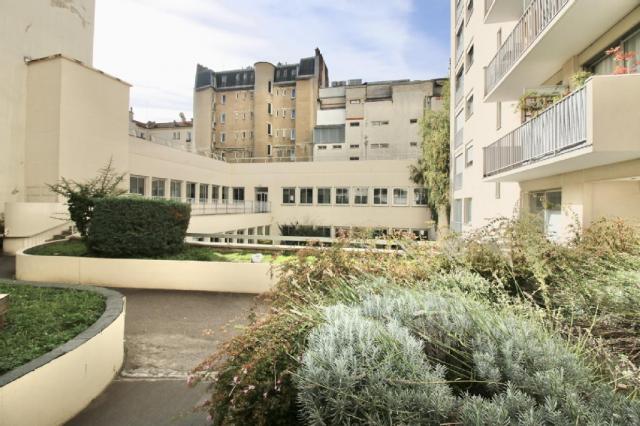 PARIS 15e·28m²·studio·With furniture[Paris Rental]