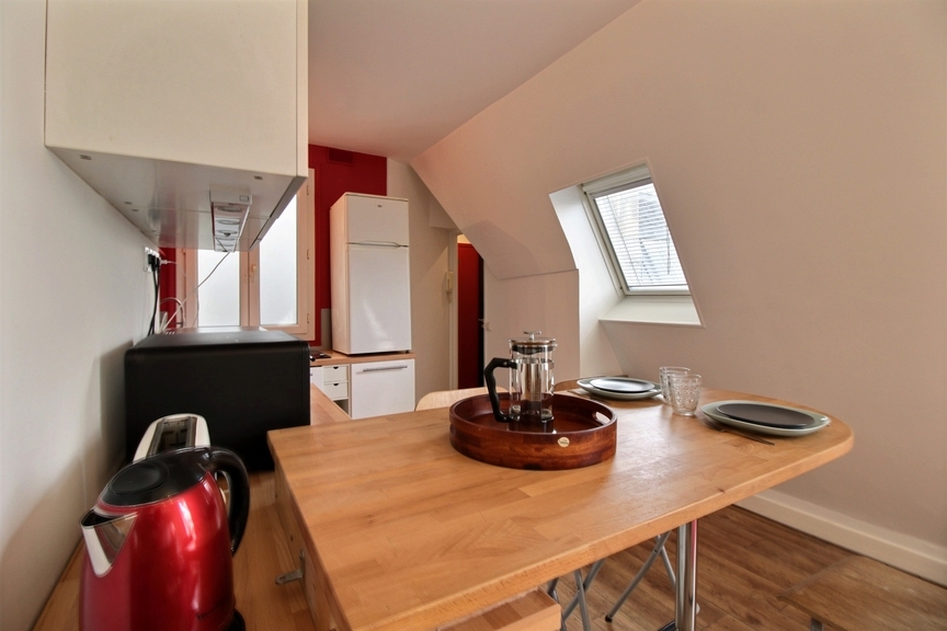 PARIS 10e·52m²·apartment·With furniture[Paris Rental]