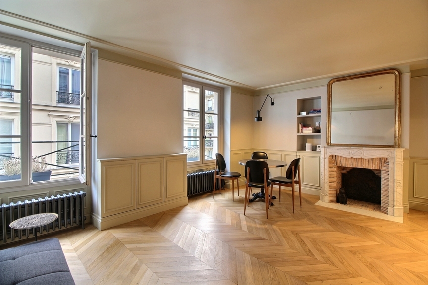 PARIS 4e·40m²·apartment·With furniture[Paris Rental]