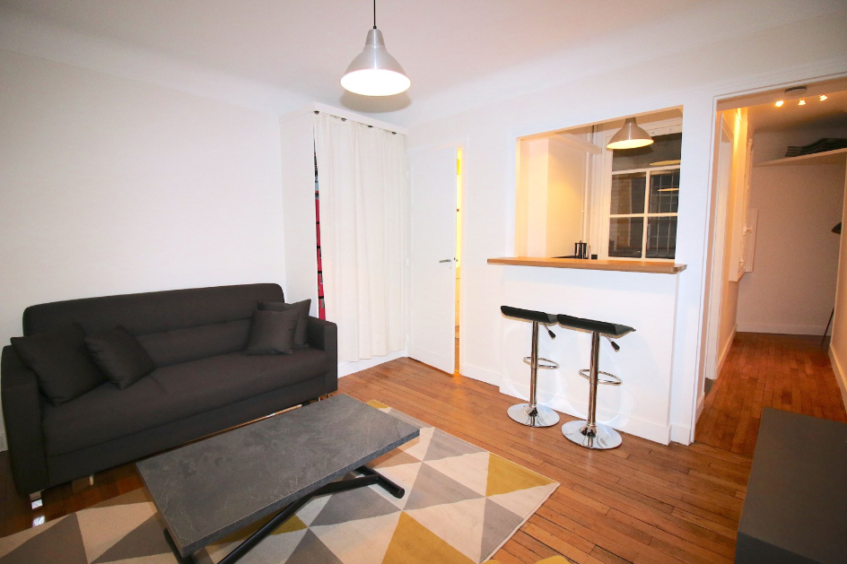 PARIS 9e·25m²·Studio·Meublé[Location à Paris France]
