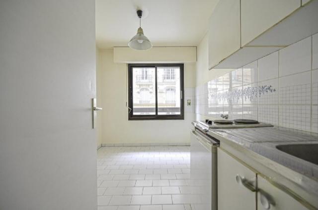 PARIS 16e·31m²·studio·No furniture[Paris Rental]