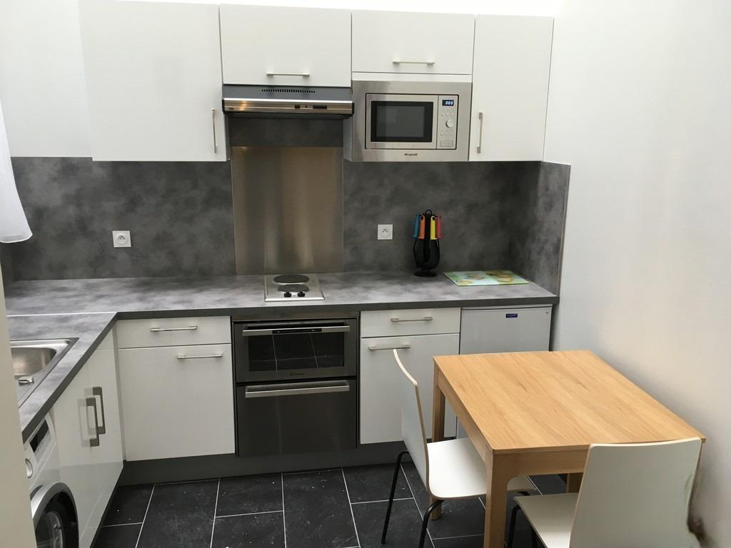 PARIS 11e·28.98m²·Studio·Meublé[Location à Paris France]