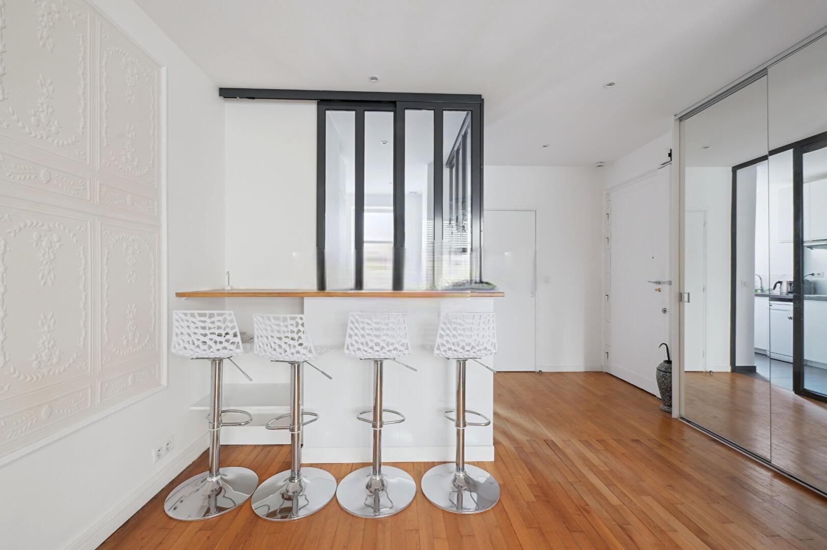 PARIS 8지역·43.10m²·studio·가구[프랑스 부동산,프랑스 아파트 매매,파리 집 구하기,프랑스 임대 부동산,프랑스 부동산 투자,프랑스 아파트 임대 방법,파리 집 계약 절차,프랑스 부동산 세금 정보,프랑스 부동산 중개인 추천,프랑스 주택 임대 시세,프랑스 주택 관리 서비스,프랑스 아파트 월세,프랑스 단기 임대,파리 집 임대,프랑스 월세 계약,프랑스 월세 시세,파리 임대 집 추천,프랑스 임대,프랑스 월세 ,프랑스 부동산 임대 서비스,프랑스 부동산 중개,프랑스 부동산 에이전시,파리 부동산 중개인,프랑스 부동산 매물,파리 부동산 에이전시 추천,파리 현지 부동산 상담,파리 부동산 거래 대행,프랑스 부동산 시세 조회,프랑스 부동산 서비스,파리 부동산 에이전시,프랑스 부동산 전문가,프랑스 부동산 거래 팁,프랑스 주택 중개 플랫폼,파리 유학생 ,프랑스 유학 집 구하기,파리 학생 기숙사 임대,프랑스 유학생 월세 아파트,프랑스 유학 임대 계약,파리 유학 생활 집 구하기,프랑스 유학생 쉐어하우스,프랑스 가족용 주택 매매,파리 가족 아파트 임대,프랑스 어린이 학교 근처 집,프랑스 이민 주택 ,맞춤형 부동산 서비스,파리 단기 임대 아파트,프랑스 출장용 주택,파리 월 단위 임대]