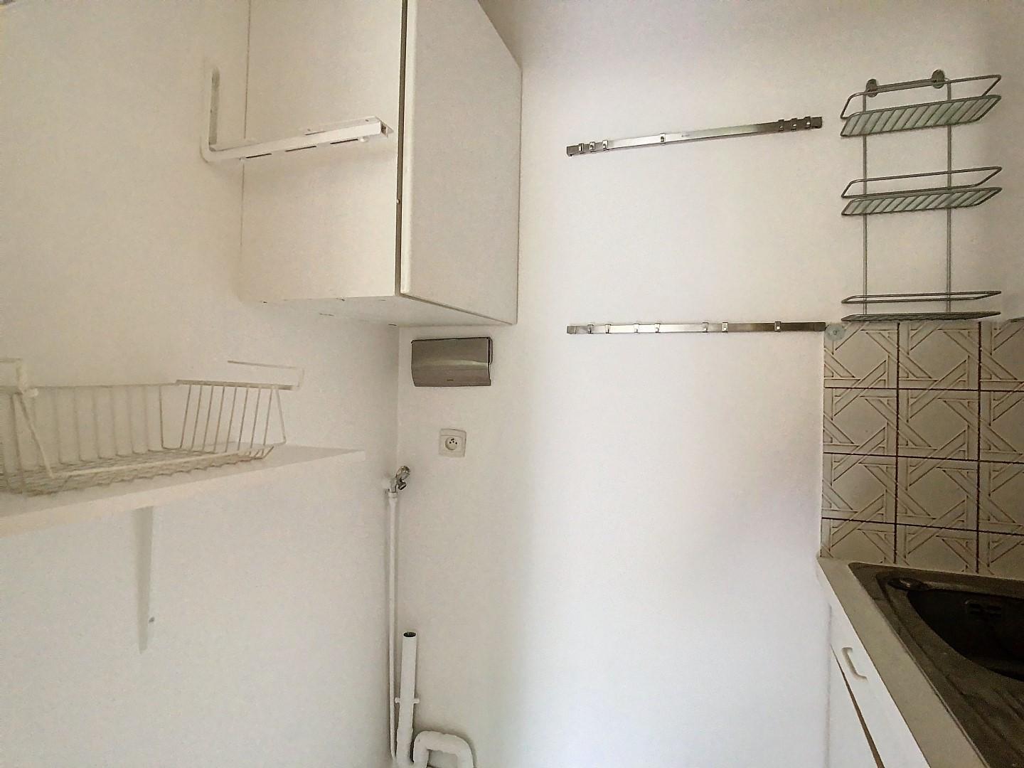 PARIS 15e·29m²·studio·No furniture[Paris Rental]