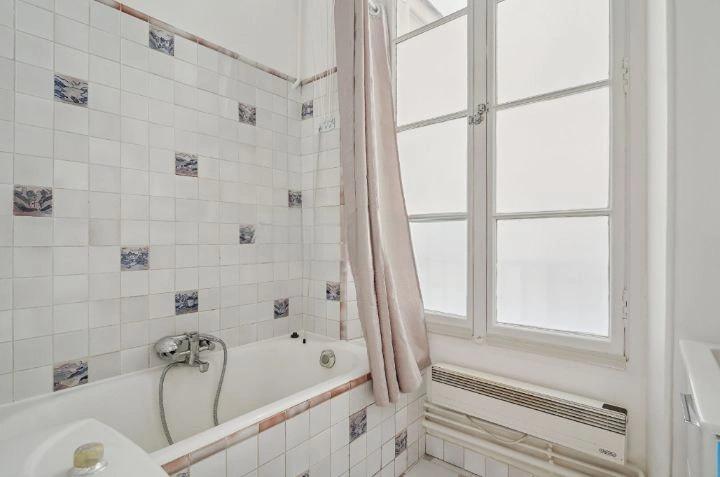 PARIS 6e·42m²·Appartement·Meublé·A long terme uniquement[Location à Paris France]