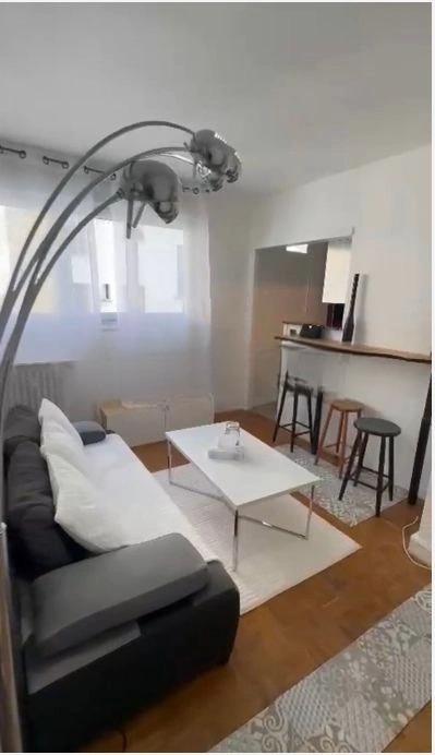 PARIS 16지역·32m²·아파트·가구[프랑스 부동산,프랑스 아파트 매매,파리 집 구하기,프랑스 임대 부동산,프랑스 부동산 투자,프랑스 아파트 임대 방법,파리 집 계약 절차,프랑스 부동산 세금 정보,프랑스 부동산 중개인 추천,프랑스 주택 임대 시세,프랑스 주택 관리 서비스,프랑스 아파트 월세,프랑스 단기 임대,파리 집 임대,프랑스 월세 계약,프랑스 월세 시세,파리 임대 집 추천,프랑스 임대,프랑스 월세 ,프랑스 부동산 임대 서비스,프랑스 부동산 중개,프랑스 부동산 에이전시,파리 부동산 중개인,프랑스 부동산 매물,파리 부동산 에이전시 추천,파리 현지 부동산 상담,파리 부동산 거래 대행,프랑스 부동산 시세 조회,프랑스 부동산 서비스,파리 부동산 에이전시,프랑스 부동산 전문가,프랑스 부동산 거래 팁,프랑스 주택 중개 플랫폼,파리 유학생 ,프랑스 유학 집 구하기,파리 학생 기숙사 임대,프랑스 유학생 월세 아파트,프랑스 유학 임대 계약,파리 유학 생활 집 구하기,프랑스 유학생 쉐어하우스,프랑스 가족용 주택 매매,파리 가족 아파트 임대,프랑스 어린이 학교 근처 집,프랑스 이민 주택 ,맞춤형 부동산 서비스,파리 단기 임대 아파트,프랑스 출장용 주택,파리 월 단위 임대]