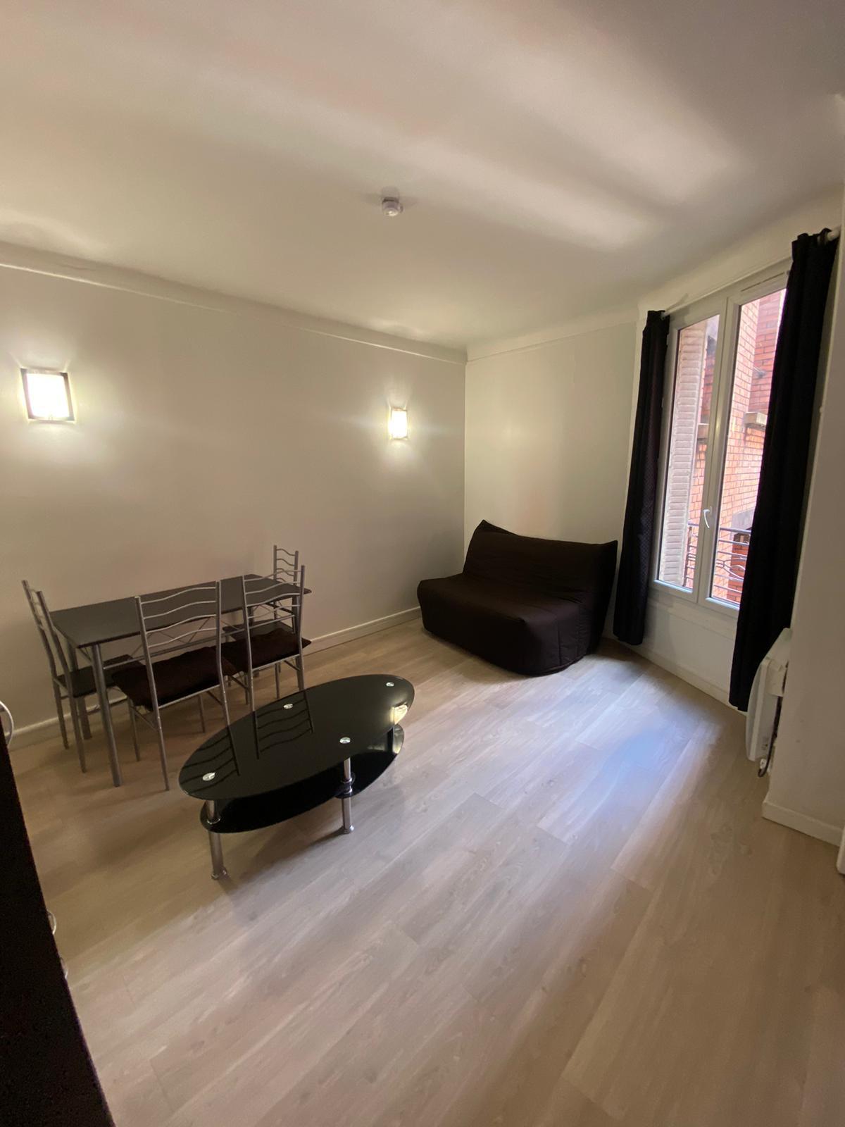 PARIS 20e·26m²·studio·With furniture·Long-term only[Paris Rental]