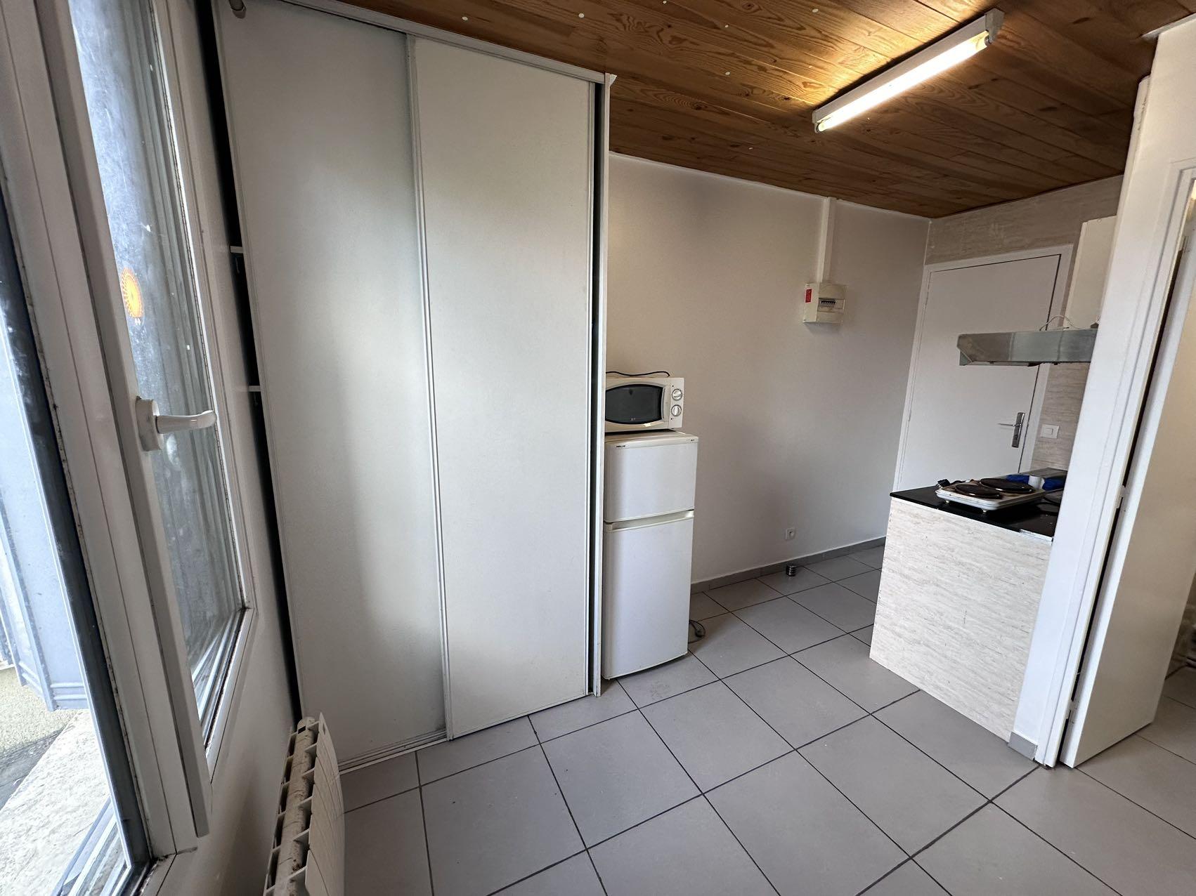 Villejuif 94지역·12m²·studio·가구[프랑스 파리 아파트 임대]
