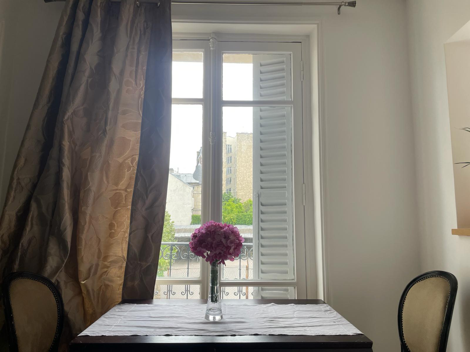 PARIS 16e·42m²·Appartement·Meublé[Location à Paris France]