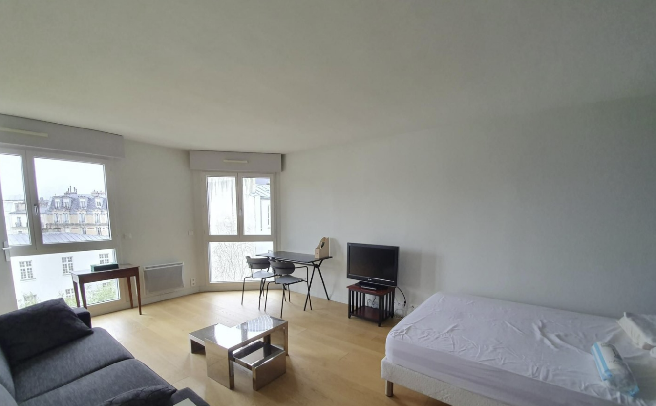 PARIS 15区·33平·studio·有家具[法国巴黎租房]