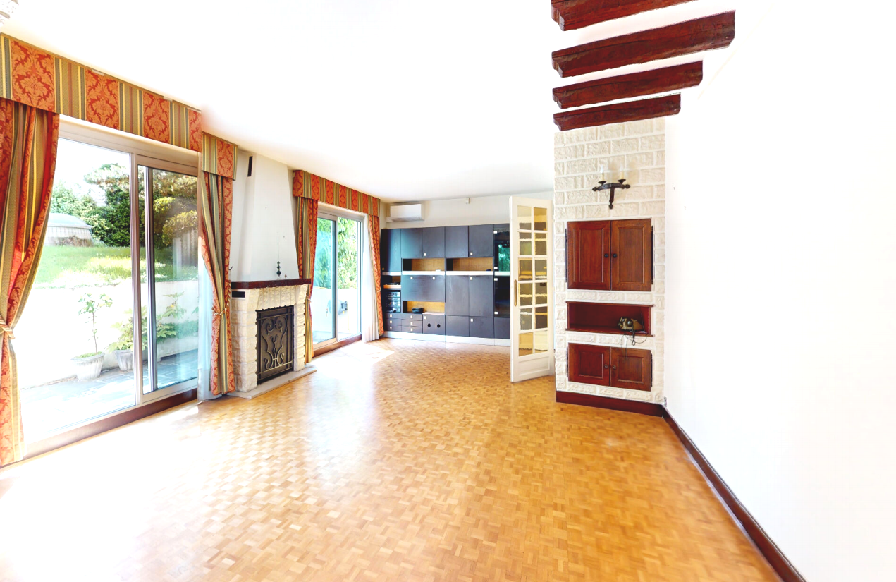 PARIS 16e·97m²·Appartement·Non meublé[Location à Paris France]