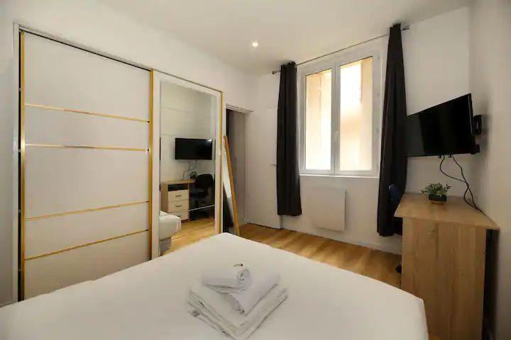 PARIS 20e·32m²·apartment·With furniture[Paris Rental]