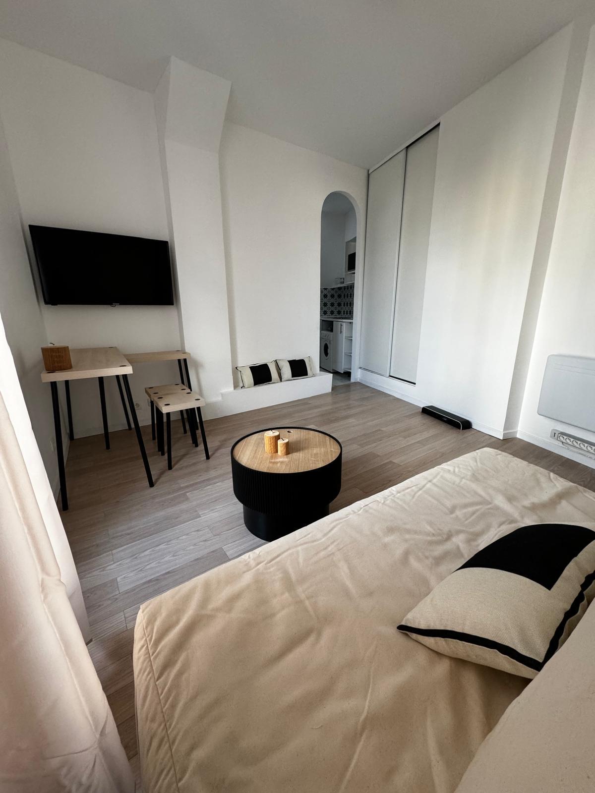 PARIS 12e·19m²·studio·With furniture·Long-term only[Paris Rental]