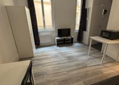 PARIS 18e·20m²·F1·Studio·With furniture[Paris Rental]