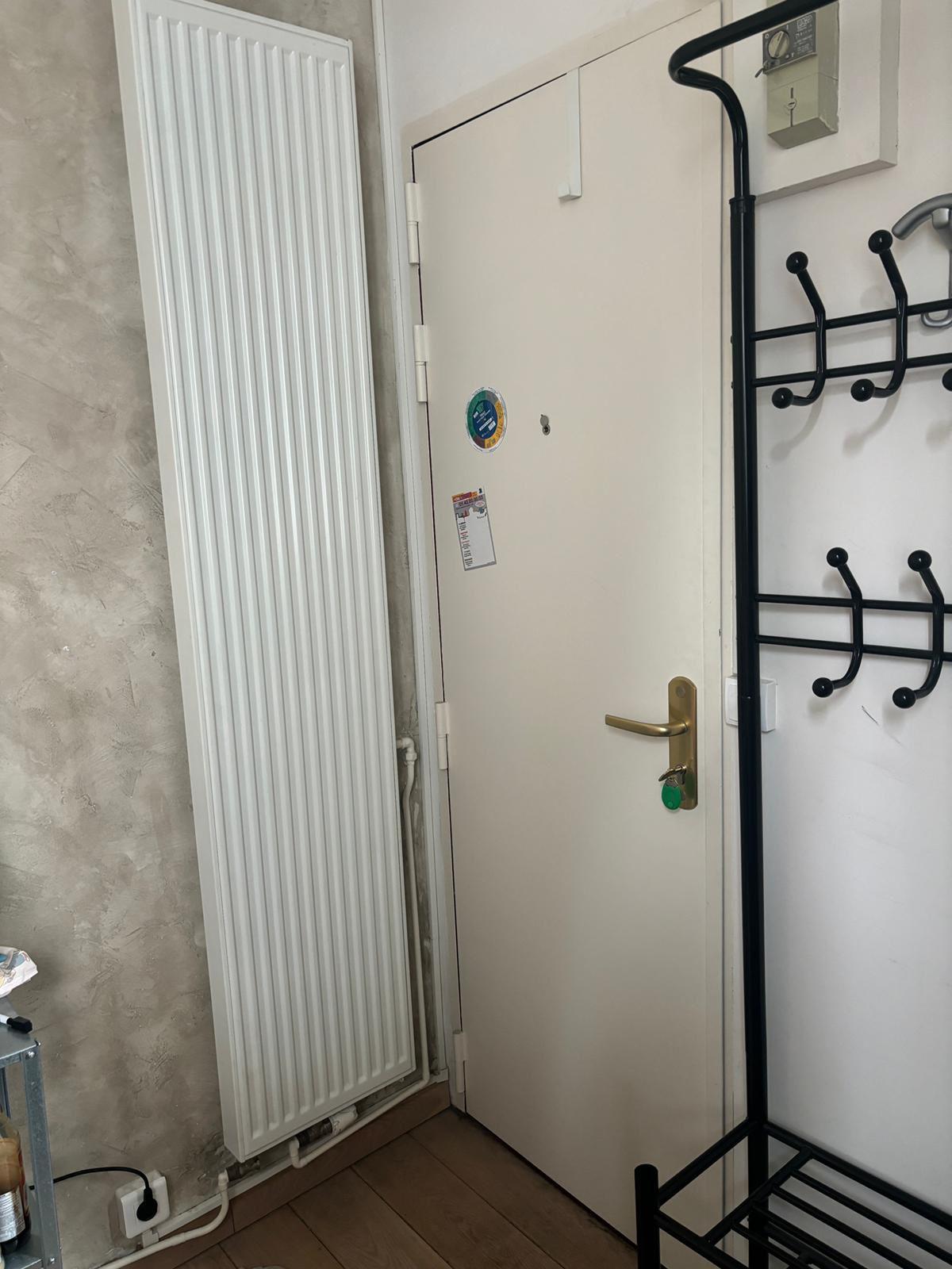 PARIS 2e·11m²·studio·With furniture[Paris Rental]