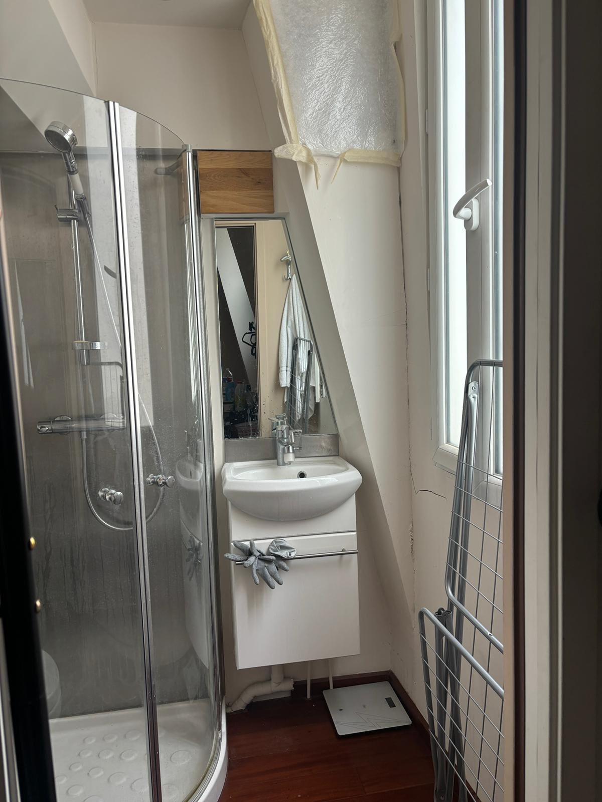 PARIS 2e·11m²·studio·With furniture[Paris Rental]