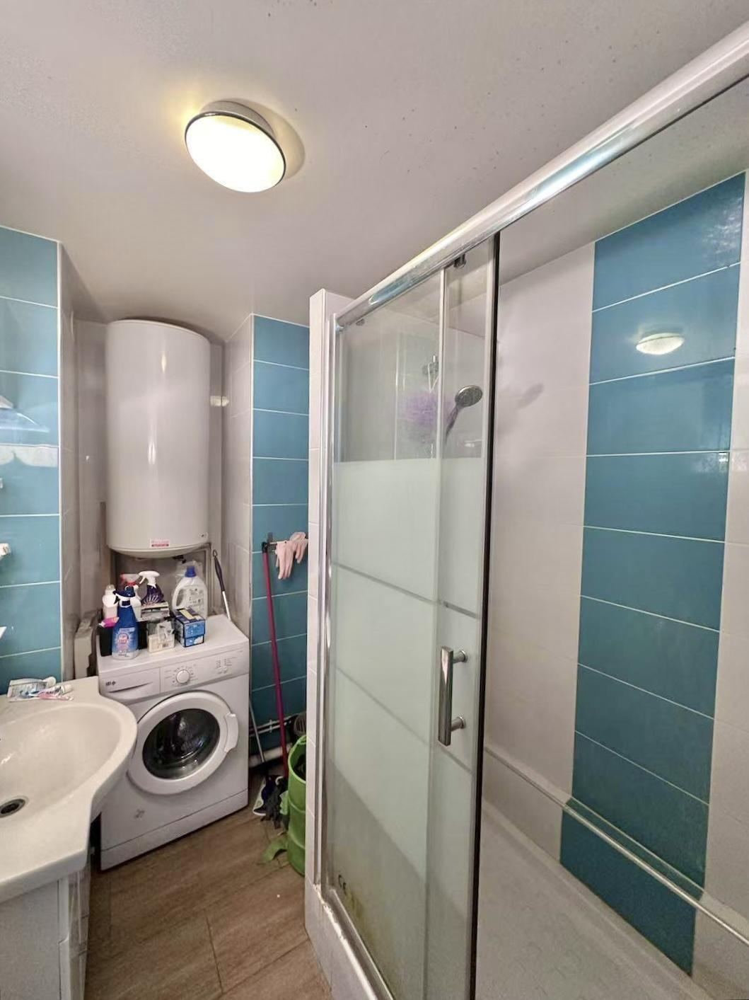 Ivry-sur-Seine 94e·10m²·Separate room in the sharing apartment·With furniture[Paris Rental]