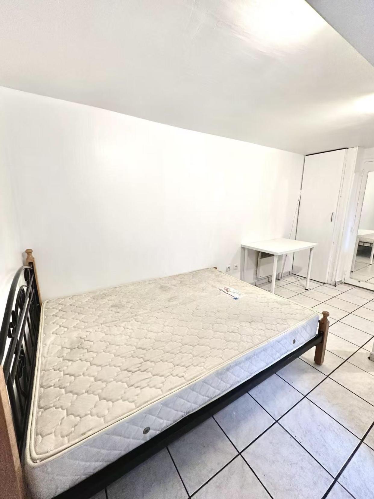 Villejuif 94e·15m²·Studio·Meublé[Location à Paris France]
