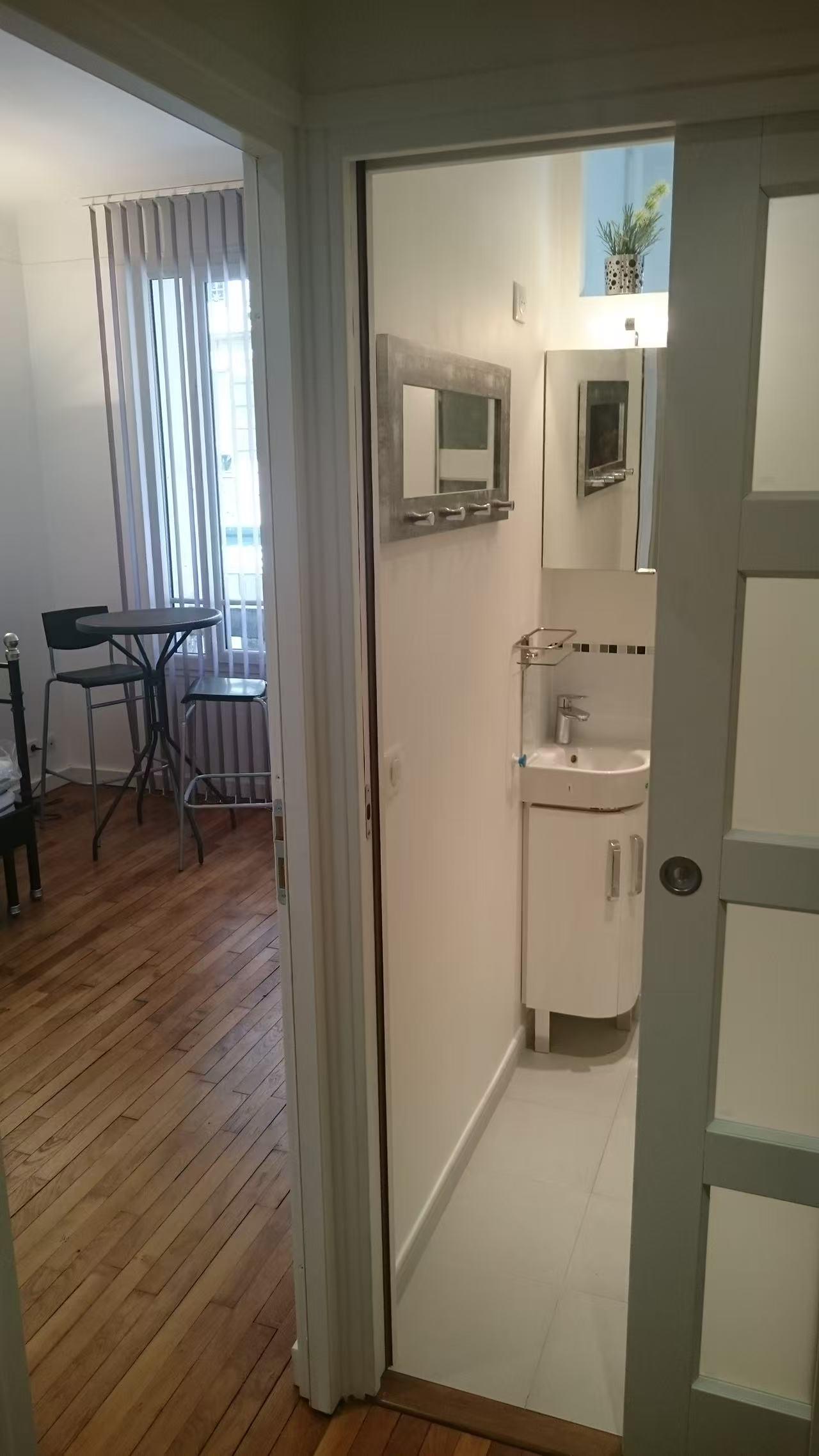 PARIS 15e·20m²·studio·With furniture[Paris Rental]