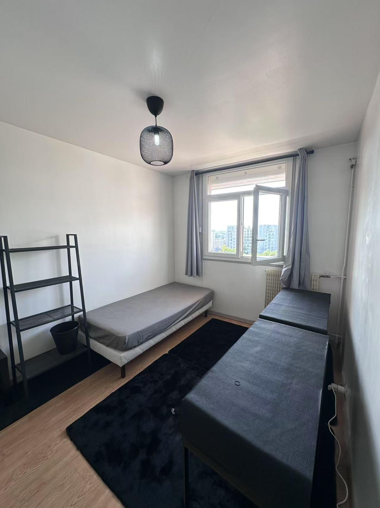 Ivry-sur-Seine 94e·10m²·Une chambre （Colocation）·Meublé[Location à Paris France]
