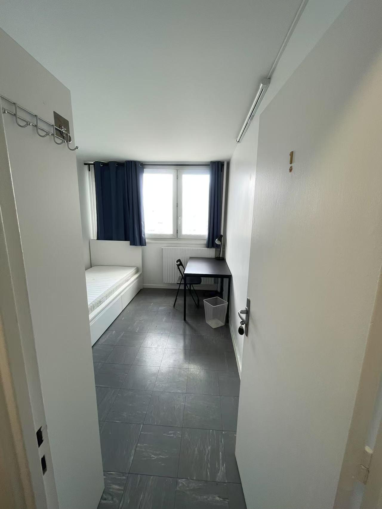 PARIS 13지역·10m²·아파트·가구[프랑스 부동산,프랑스 아파트 매매,파리 집 구하기,프랑스 임대 부동산,프랑스 부동산 투자,프랑스 아파트 임대 방법,파리 집 계약 절차,프랑스 부동산 세금 정보,프랑스 부동산 중개인 추천,프랑스 주택 임대 시세,프랑스 주택 관리 서비스,프랑스 아파트 월세,프랑스 단기 임대,파리 집 임대,프랑스 월세 계약,프랑스 월세 시세,파리 임대 집 추천,프랑스 임대,프랑스 월세 ,프랑스 부동산 임대 서비스,프랑스 부동산 중개,프랑스 부동산 에이전시,파리 부동산 중개인,프랑스 부동산 매물,파리 부동산 에이전시 추천,파리 현지 부동산 상담,파리 부동산 거래 대행,프랑스 부동산 시세 조회,프랑스 부동산 서비스,파리 부동산 에이전시,프랑스 부동산 전문가,프랑스 부동산 거래 팁,프랑스 주택 중개 플랫폼,파리 유학생 ,프랑스 유학 집 구하기,파리 학생 기숙사 임대,프랑스 유학생 월세 아파트,프랑스 유학 임대 계약,파리 유학 생활 집 구하기,프랑스 유학생 쉐어하우스,프랑스 가족용 주택 매매,파리 가족 아파트 임대,프랑스 어린이 학교 근처 집,프랑스 이민 주택 ,맞춤형 부동산 서비스,파리 단기 임대 아파트,프랑스 출장용 주택,파리 월 단위 임대]