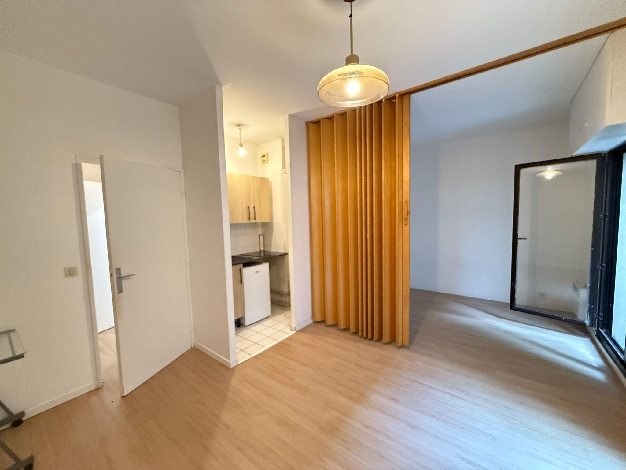 PARIS 11지역·32m²·studio·studio·가구·장기[프랑스 부동산,프랑스 아파트 매매,파리 집 구하기,프랑스 임대 부동산,프랑스 부동산 투자,프랑스 아파트 임대 방법,파리 집 계약 절차,프랑스 부동산 세금 정보,프랑스 부동산 중개인 추천,프랑스 주택 임대 시세,프랑스 주택 관리 서비스,프랑스 아파트 월세,프랑스 단기 임대,파리 집 임대,프랑스 월세 계약,프랑스 월세 시세,파리 임대 집 추천,프랑스 임대,프랑스 월세 ,프랑스 부동산 임대 서비스,프랑스 부동산 중개,프랑스 부동산 에이전시,파리 부동산 중개인,프랑스 부동산 매물,파리 부동산 에이전시 추천,파리 현지 부동산 상담,파리 부동산 거래 대행,프랑스 부동산 시세 조회,프랑스 부동산 서비스,파리 부동산 에이전시,프랑스 부동산 전문가,프랑스 부동산 거래 팁,프랑스 주택 중개 플랫폼,파리 유학생 ,프랑스 유학 집 구하기,파리 학생 기숙사 임대,프랑스 유학생 월세 아파트,프랑스 유학 임대 계약,파리 유학 생활 집 구하기,프랑스 유학생 쉐어하우스,프랑스 가족용 주택 매매,파리 가족 아파트 임대,프랑스 어린이 학교 근처 집,프랑스 이민 주택 ,맞춤형 부동산 서비스,파리 단기 임대 아파트,프랑스 출장용 주택,파리 월 단위 임대]