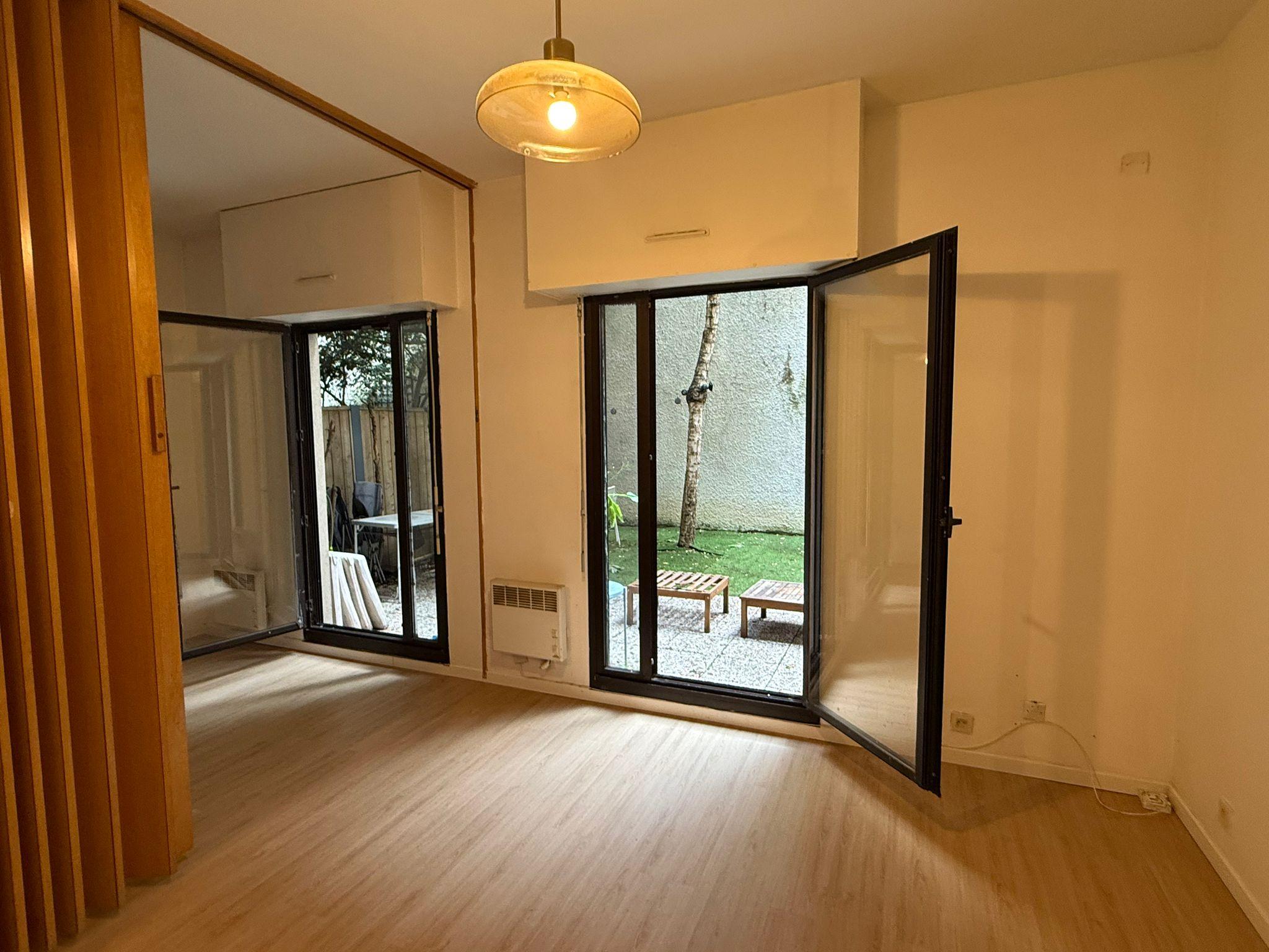PARIS 11지역·32m²·studio·가구[프랑스 부동산,프랑스 아파트 매매,파리 집 구하기,프랑스 임대 부동산,프랑스 부동산 투자,프랑스 아파트 임대 방법,파리 집 계약 절차,프랑스 부동산 세금 정보,프랑스 부동산 중개인 추천,프랑스 주택 임대 시세,프랑스 주택 관리 서비스,프랑스 아파트 월세,프랑스 단기 임대,파리 집 임대,프랑스 월세 계약,프랑스 월세 시세,파리 임대 집 추천,프랑스 임대,프랑스 월세 ,프랑스 부동산 임대 서비스,프랑스 부동산 중개,프랑스 부동산 에이전시,파리 부동산 중개인,프랑스 부동산 매물,파리 부동산 에이전시 추천,파리 현지 부동산 상담,파리 부동산 거래 대행,프랑스 부동산 시세 조회,프랑스 부동산 서비스,파리 부동산 에이전시,프랑스 부동산 전문가,프랑스 부동산 거래 팁,프랑스 주택 중개 플랫폼,파리 유학생 ,프랑스 유학 집 구하기,파리 학생 기숙사 임대,프랑스 유학생 월세 아파트,프랑스 유학 임대 계약,파리 유학 생활 집 구하기,프랑스 유학생 쉐어하우스,프랑스 가족용 주택 매매,파리 가족 아파트 임대,프랑스 어린이 학교 근처 집,프랑스 이민 주택 ,맞춤형 부동산 서비스,파리 단기 임대 아파트,프랑스 출장용 주택,파리 월 단위 임대]