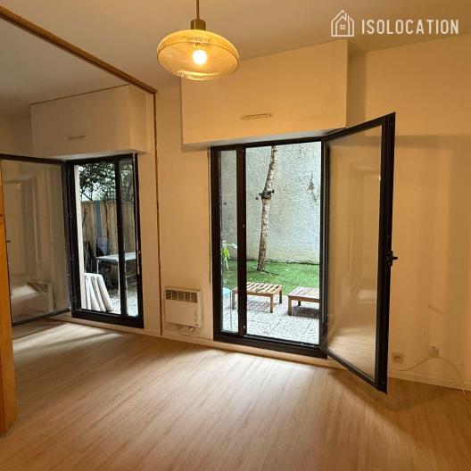 PARIS 11지역·32m²·studio·가구 없음[프랑스 부동산,프랑스 아파트 매매,파리 집 구하기,프랑스 임대 부동산,프랑스 부동산 투자,프랑스 아파트 임대 방법,파리 집 계약 절차,프랑스 부동산 세금 정보,프랑스 부동산 중개인 추천,프랑스 주택 임대 시세,프랑스 주택 관리 서비스,프랑스 아파트 월세,프랑스 단기 임대,파리 집 임대,프랑스 월세 계약,프랑스 월세 시세,파리 임대 집 추천,프랑스 임대,프랑스 월세 ,프랑스 부동산 임대 서비스,프랑스 부동산 중개,프랑스 부동산 에이전시,파리 부동산 중개인,프랑스 부동산 매물,파리 부동산 에이전시 추천,파리 현지 부동산 상담,파리 부동산 거래 대행,프랑스 부동산 시세 조회,프랑스 부동산 서비스,파리 부동산 에이전시,프랑스 부동산 전문가,프랑스 부동산 거래 팁,프랑스 주택 중개 플랫폼,파리 유학생 ,프랑스 유학 집 구하기,파리 학생 기숙사 임대,프랑스 유학생 월세 아파트,프랑스 유학 임대 계약,파리 유학 생활 집 구하기,프랑스 유학생 쉐어하우스,프랑스 가족용 주택 매매,파리 가족 아파트 임대,프랑스 어린이 학교 근처 집,프랑스 이민 주택 ,맞춤형 부동산 서비스,파리 단기 임대 아파트,프랑스 출장용 주택,파리 월 단위 임대]