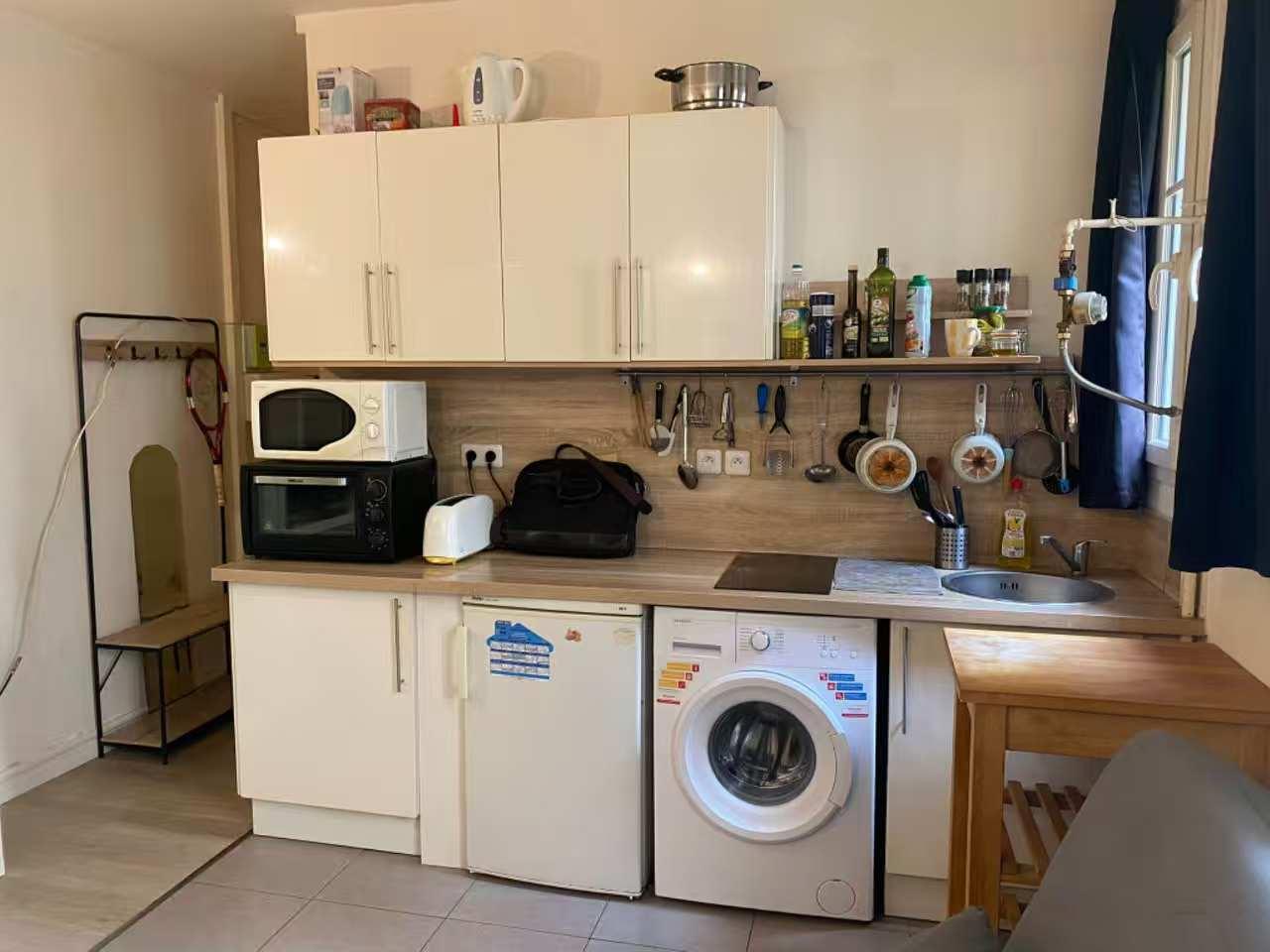 PARIS 18지역·17m²·studio·가구[프랑스 부동산,프랑스 아파트 매매,파리 집 구하기,프랑스 임대 부동산,프랑스 부동산 투자,프랑스 아파트 임대 방법,파리 집 계약 절차,프랑스 부동산 세금 정보,프랑스 부동산 중개인 추천,프랑스 주택 임대 시세,프랑스 주택 관리 서비스,프랑스 아파트 월세,프랑스 단기 임대,파리 집 임대,프랑스 월세 계약,프랑스 월세 시세,파리 임대 집 추천,프랑스 임대,프랑스 월세 ,프랑스 부동산 임대 서비스,프랑스 부동산 중개,프랑스 부동산 에이전시,파리 부동산 중개인,프랑스 부동산 매물,파리 부동산 에이전시 추천,파리 현지 부동산 상담,파리 부동산 거래 대행,프랑스 부동산 시세 조회,프랑스 부동산 서비스,파리 부동산 에이전시,프랑스 부동산 전문가,프랑스 부동산 거래 팁,프랑스 주택 중개 플랫폼,파리 유학생 ,프랑스 유학 집 구하기,파리 학생 기숙사 임대,프랑스 유학생 월세 아파트,프랑스 유학 임대 계약,파리 유학 생활 집 구하기,프랑스 유학생 쉐어하우스,프랑스 가족용 주택 매매,파리 가족 아파트 임대,프랑스 어린이 학교 근처 집,프랑스 이민 주택 ,맞춤형 부동산 서비스,파리 단기 임대 아파트,프랑스 출장용 주택,파리 월 단위 임대]