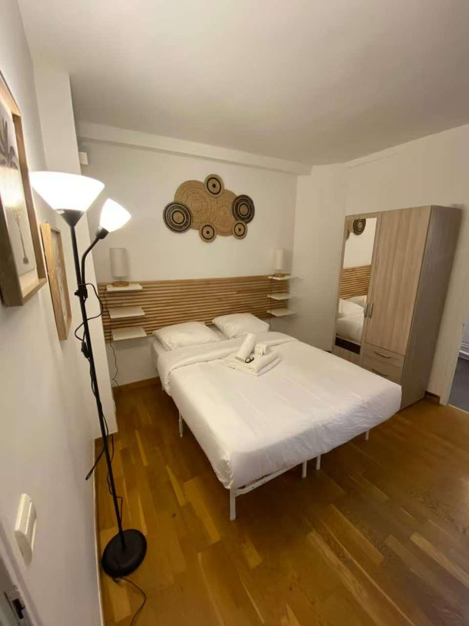 PARIS 17e·54.32m²·Appartement·Meublé[Location à Paris France]