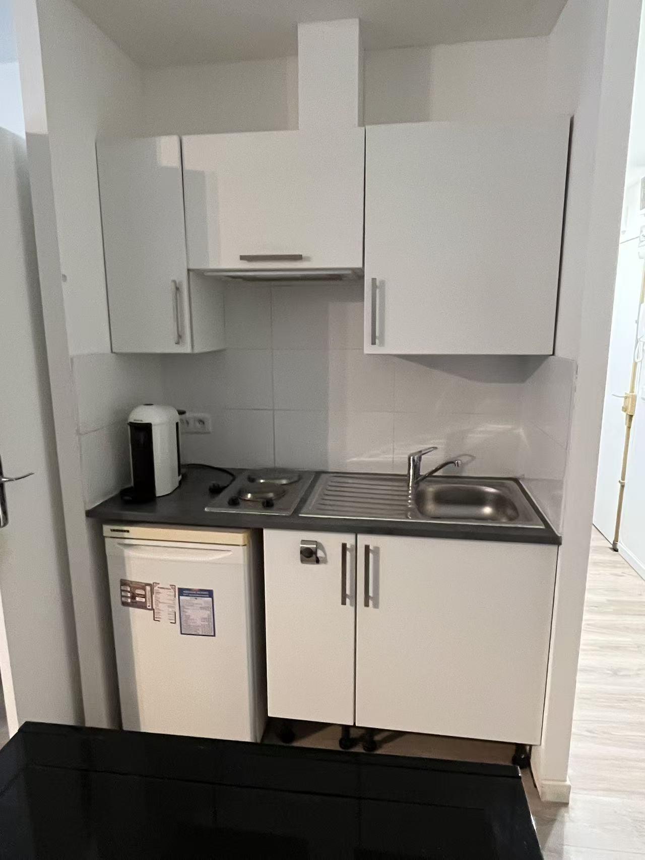 PARIS 15e·28m²·studio·With furniture[Paris Rental]
