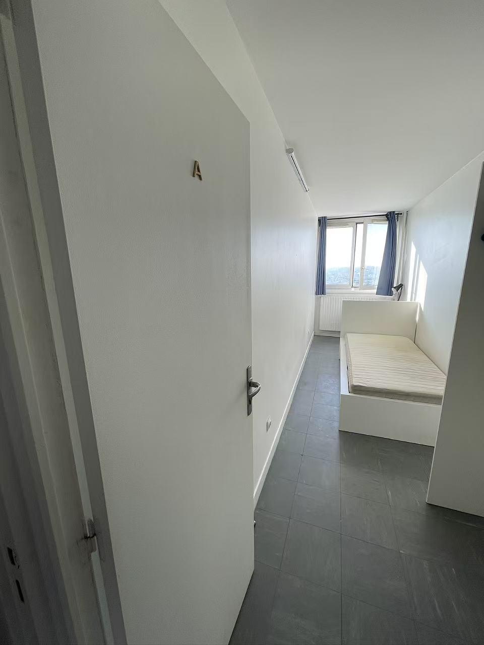 PARIS 13지역·10m²·방1 (쉐어하우스)·가구[프랑스 부동산,프랑스 아파트 매매,파리 집 구하기,프랑스 임대 부동산,프랑스 부동산 투자,프랑스 아파트 임대 방법,파리 집 계약 절차,프랑스 부동산 세금 정보,프랑스 부동산 중개인 추천,프랑스 주택 임대 시세,프랑스 주택 관리 서비스,프랑스 아파트 월세,프랑스 단기 임대,파리 집 임대,프랑스 월세 계약,프랑스 월세 시세,파리 임대 집 추천,프랑스 임대,프랑스 월세 ,프랑스 부동산 임대 서비스,프랑스 부동산 중개,프랑스 부동산 에이전시,파리 부동산 중개인,프랑스 부동산 매물,파리 부동산 에이전시 추천,파리 현지 부동산 상담,파리 부동산 거래 대행,프랑스 부동산 시세 조회,프랑스 부동산 서비스,파리 부동산 에이전시,프랑스 부동산 전문가,프랑스 부동산 거래 팁,프랑스 주택 중개 플랫폼,파리 유학생 ,프랑스 유학 집 구하기,파리 학생 기숙사 임대,프랑스 유학생 월세 아파트,프랑스 유학 임대 계약,파리 유학 생활 집 구하기,프랑스 유학생 쉐어하우스,프랑스 가족용 주택 매매,파리 가족 아파트 임대,프랑스 어린이 학교 근처 집,프랑스 이민 주택 ,맞춤형 부동산 서비스,파리 단기 임대 아파트,프랑스 출장용 주택,파리 월 단위 임대]