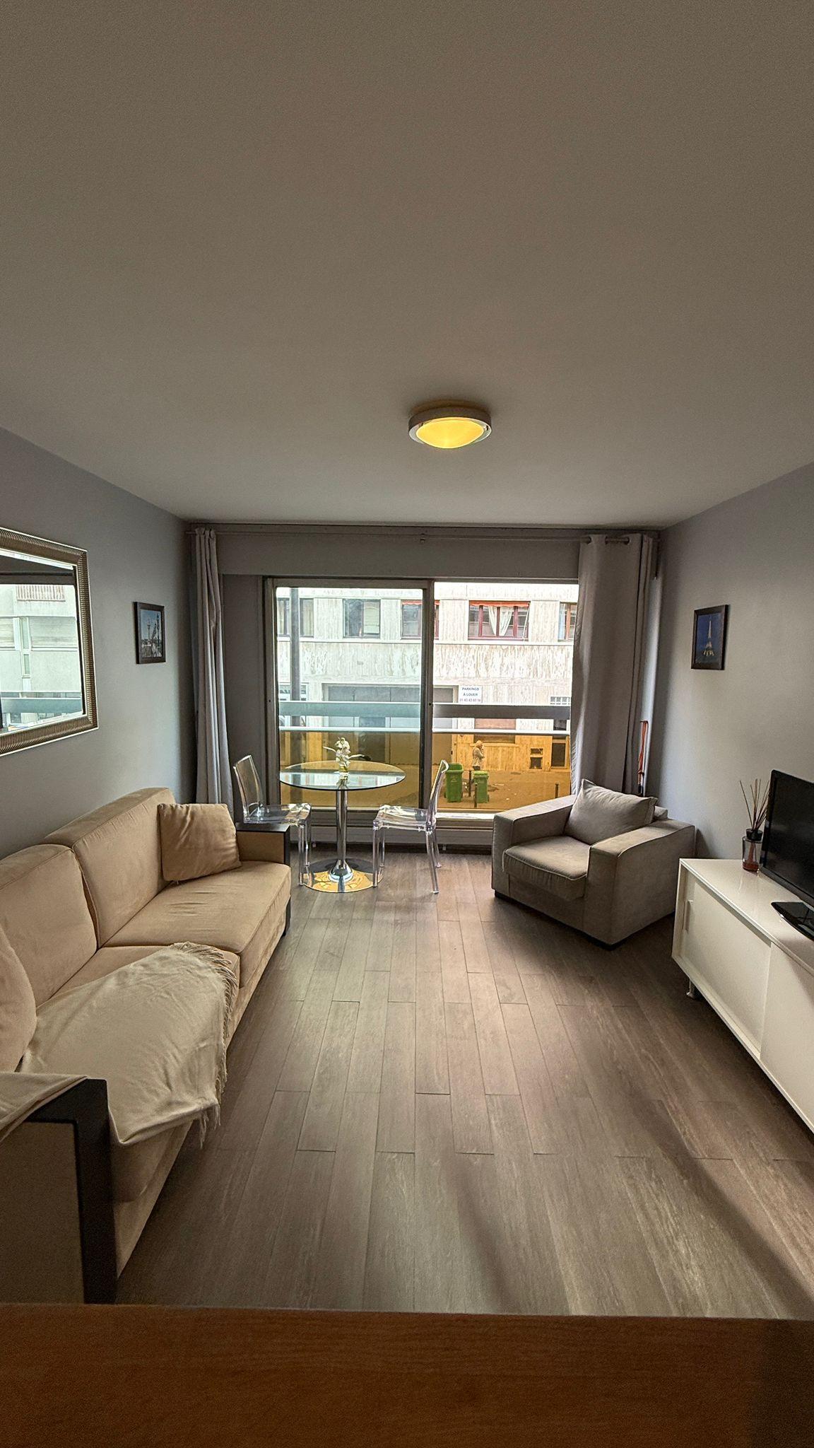 PARIS 15e·30m²·studio·With furniture[Paris Rental]