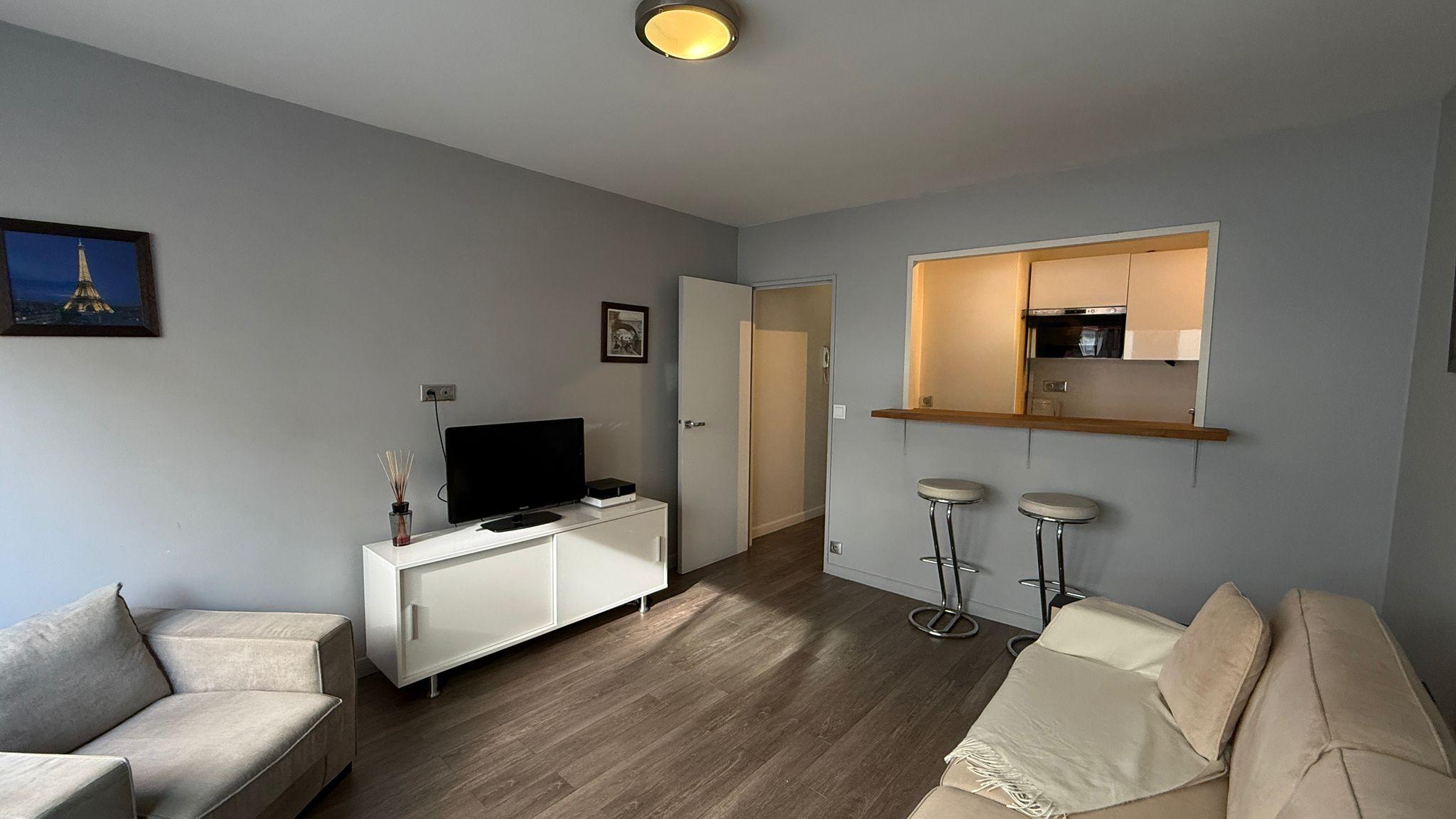 PARIS 15e·30m²·F1·Studio·With furniture[Paris Rental]