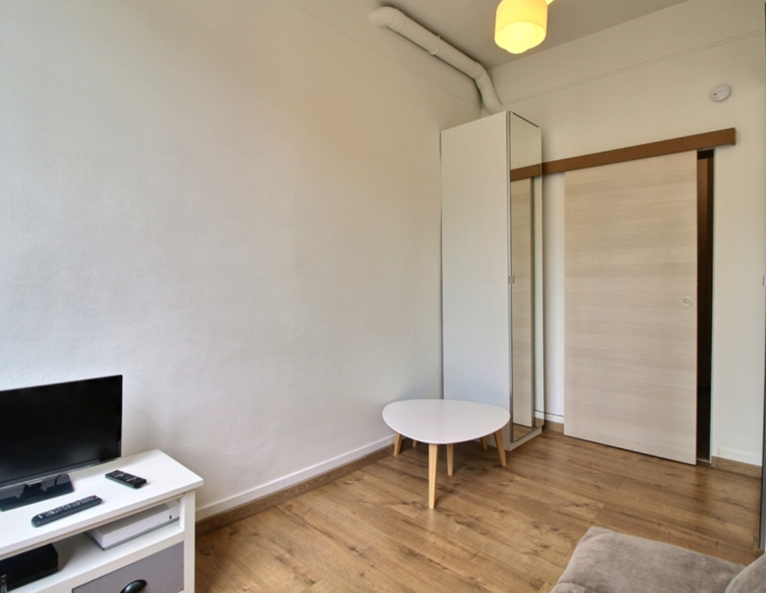 PARIS 9지역·20m²·studio·가구[프랑스 부동산,프랑스 아파트 매매,파리 집 구하기,프랑스 임대 부동산,프랑스 부동산 투자,프랑스 아파트 임대 방법,파리 집 계약 절차,프랑스 부동산 세금 정보,프랑스 부동산 중개인 추천,프랑스 주택 임대 시세,프랑스 주택 관리 서비스,프랑스 아파트 월세,프랑스 단기 임대,파리 집 임대,프랑스 월세 계약,프랑스 월세 시세,파리 임대 집 추천,프랑스 임대,프랑스 월세 ,프랑스 부동산 임대 서비스,프랑스 부동산 중개,프랑스 부동산 에이전시,파리 부동산 중개인,프랑스 부동산 매물,파리 부동산 에이전시 추천,파리 현지 부동산 상담,파리 부동산 거래 대행,프랑스 부동산 시세 조회,프랑스 부동산 서비스,파리 부동산 에이전시,프랑스 부동산 전문가,프랑스 부동산 거래 팁,프랑스 주택 중개 플랫폼,파리 유학생 ,프랑스 유학 집 구하기,파리 학생 기숙사 임대,프랑스 유학생 월세 아파트,프랑스 유학 임대 계약,파리 유학 생활 집 구하기,프랑스 유학생 쉐어하우스,프랑스 가족용 주택 매매,파리 가족 아파트 임대,프랑스 어린이 학교 근처 집,프랑스 이민 주택 ,맞춤형 부동산 서비스,파리 단기 임대 아파트,프랑스 출장용 주택,파리 월 단위 임대]