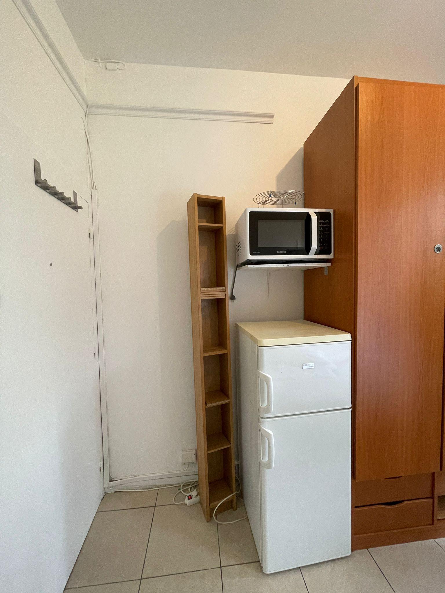 PARIS 15e·10m²·studio·With furniture[Paris Rental]