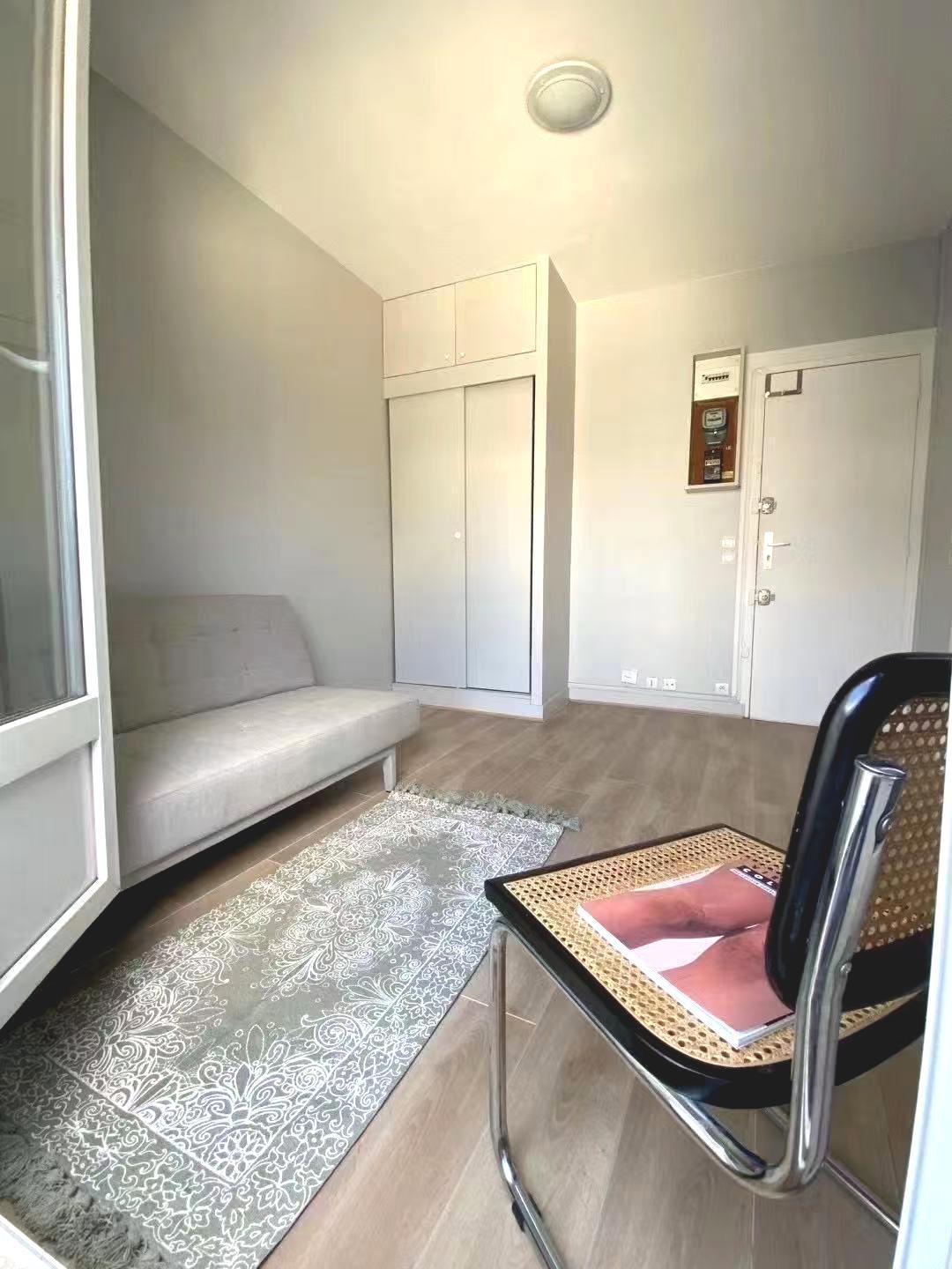 PARIS 17e·17m²·Studio·Meublé[Location à Paris France]