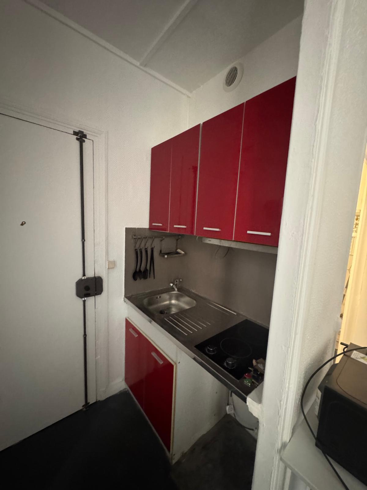 PARIS 18지역·19.5m²·studio·가구[프랑스 부동산,프랑스 아파트 매매,파리 집 구하기,프랑스 임대 부동산,프랑스 부동산 투자,프랑스 아파트 임대 방법,파리 집 계약 절차,프랑스 부동산 세금 정보,프랑스 부동산 중개인 추천,프랑스 주택 임대 시세,프랑스 주택 관리 서비스,프랑스 아파트 월세,프랑스 단기 임대,파리 집 임대,프랑스 월세 계약,프랑스 월세 시세,파리 임대 집 추천,프랑스 임대,프랑스 월세 ,프랑스 부동산 임대 서비스,프랑스 부동산 중개,프랑스 부동산 에이전시,파리 부동산 중개인,프랑스 부동산 매물,파리 부동산 에이전시 추천,파리 현지 부동산 상담,파리 부동산 거래 대행,프랑스 부동산 시세 조회,프랑스 부동산 서비스,파리 부동산 에이전시,프랑스 부동산 전문가,프랑스 부동산 거래 팁,프랑스 주택 중개 플랫폼,파리 유학생 ,프랑스 유학 집 구하기,파리 학생 기숙사 임대,프랑스 유학생 월세 아파트,프랑스 유학 임대 계약,파리 유학 생활 집 구하기,프랑스 유학생 쉐어하우스,프랑스 가족용 주택 매매,파리 가족 아파트 임대,프랑스 어린이 학교 근처 집,프랑스 이민 주택 ,맞춤형 부동산 서비스,파리 단기 임대 아파트,프랑스 출장용 주택,파리 월 단위 임대]