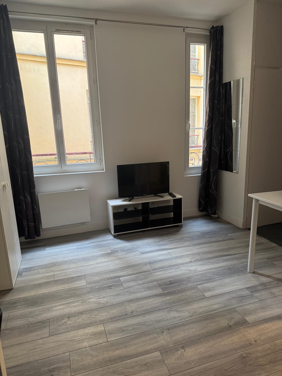 PARIS 18지역·19.5m²·studio·가구[프랑스 부동산,프랑스 아파트 매매,파리 집 구하기,프랑스 임대 부동산,프랑스 부동산 투자,프랑스 아파트 임대 방법,파리 집 계약 절차,프랑스 부동산 세금 정보,프랑스 부동산 중개인 추천,프랑스 주택 임대 시세,프랑스 주택 관리 서비스,프랑스 아파트 월세,프랑스 단기 임대,파리 집 임대,프랑스 월세 계약,프랑스 월세 시세,파리 임대 집 추천,프랑스 임대,프랑스 월세 ,프랑스 부동산 임대 서비스,프랑스 부동산 중개,프랑스 부동산 에이전시,파리 부동산 중개인,프랑스 부동산 매물,파리 부동산 에이전시 추천,파리 현지 부동산 상담,파리 부동산 거래 대행,프랑스 부동산 시세 조회,프랑스 부동산 서비스,파리 부동산 에이전시,프랑스 부동산 전문가,프랑스 부동산 거래 팁,프랑스 주택 중개 플랫폼,파리 유학생 ,프랑스 유학 집 구하기,파리 학생 기숙사 임대,프랑스 유학생 월세 아파트,프랑스 유학 임대 계약,파리 유학 생활 집 구하기,프랑스 유학생 쉐어하우스,프랑스 가족용 주택 매매,파리 가족 아파트 임대,프랑스 어린이 학교 근처 집,프랑스 이민 주택 ,맞춤형 부동산 서비스,파리 단기 임대 아파트,프랑스 출장용 주택,파리 월 단위 임대]