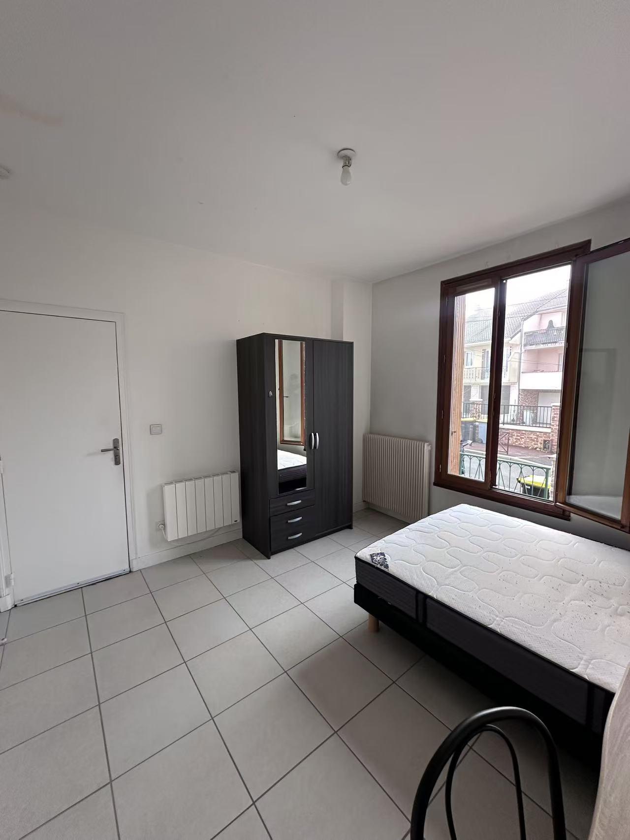 Villejuif 94지역·27m²·studio·가구·장기만 가능[프랑스 부동산,프랑스 아파트 매매,파리 집 구하기,프랑스 임대 부동산,프랑스 부동산 투자,프랑스 아파트 임대 방법,파리 집 계약 절차,프랑스 부동산 세금 정보,프랑스 부동산 중개인 추천,프랑스 주택 임대 시세,프랑스 주택 관리 서비스,프랑스 아파트 월세,프랑스 단기 임대,파리 집 임대,프랑스 월세 계약,프랑스 월세 시세,파리 임대 집 추천,프랑스 임대,프랑스 월세 ,프랑스 부동산 임대 서비스,프랑스 부동산 중개,프랑스 부동산 에이전시,파리 부동산 중개인,프랑스 부동산 매물,파리 부동산 에이전시 추천,파리 현지 부동산 상담,파리 부동산 거래 대행,프랑스 부동산 시세 조회,프랑스 부동산 서비스,파리 부동산 에이전시,프랑스 부동산 전문가,프랑스 부동산 거래 팁,프랑스 주택 중개 플랫폼,파리 유학생 ,프랑스 유학 집 구하기,파리 학생 기숙사 임대,프랑스 유학생 월세 아파트,프랑스 유학 임대 계약,파리 유학 생활 집 구하기,프랑스 유학생 쉐어하우스,프랑스 가족용 주택 매매,파리 가족 아파트 임대,프랑스 어린이 학교 근처 집,프랑스 이민 주택 ,맞춤형 부동산 서비스,파리 단기 임대 아파트,프랑스 출장용 주택,파리 월 단위 임대]