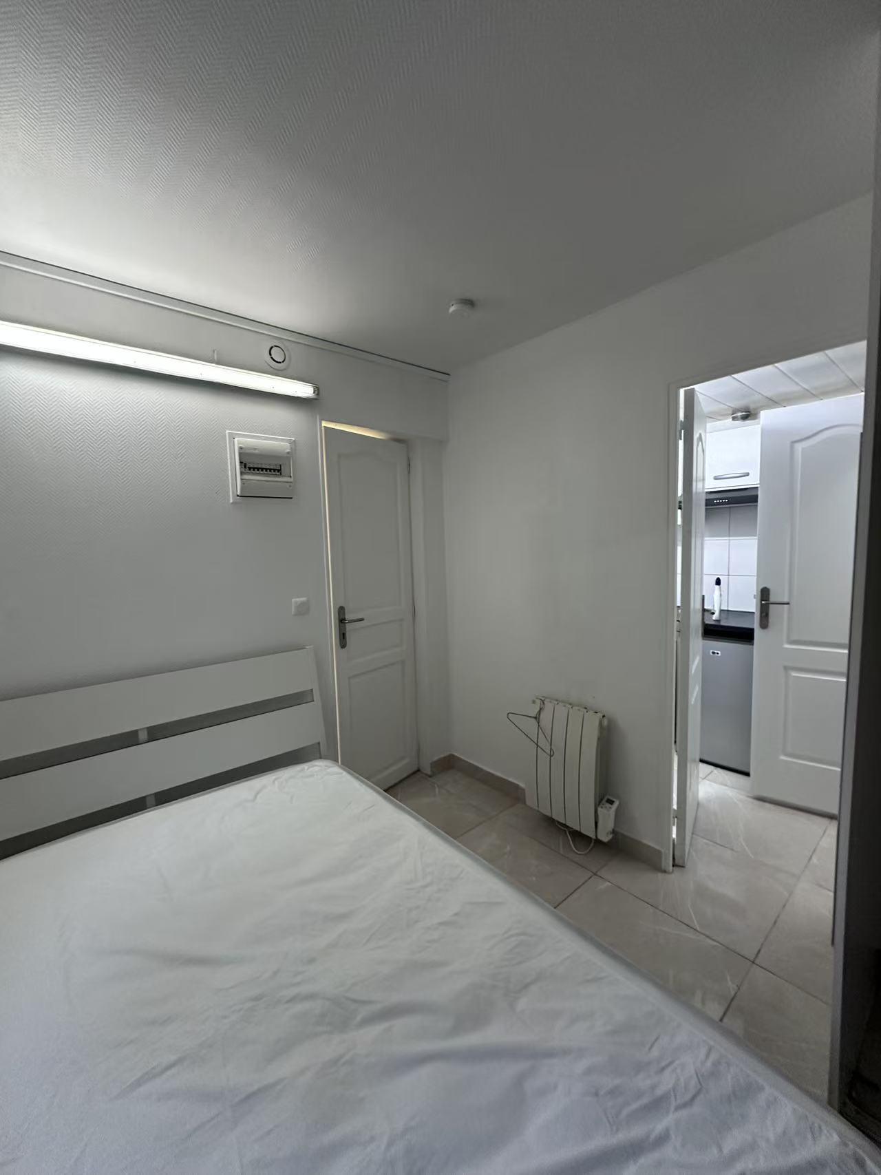 Villejuif 94区·15平·studio·有家具[法国巴黎租房]