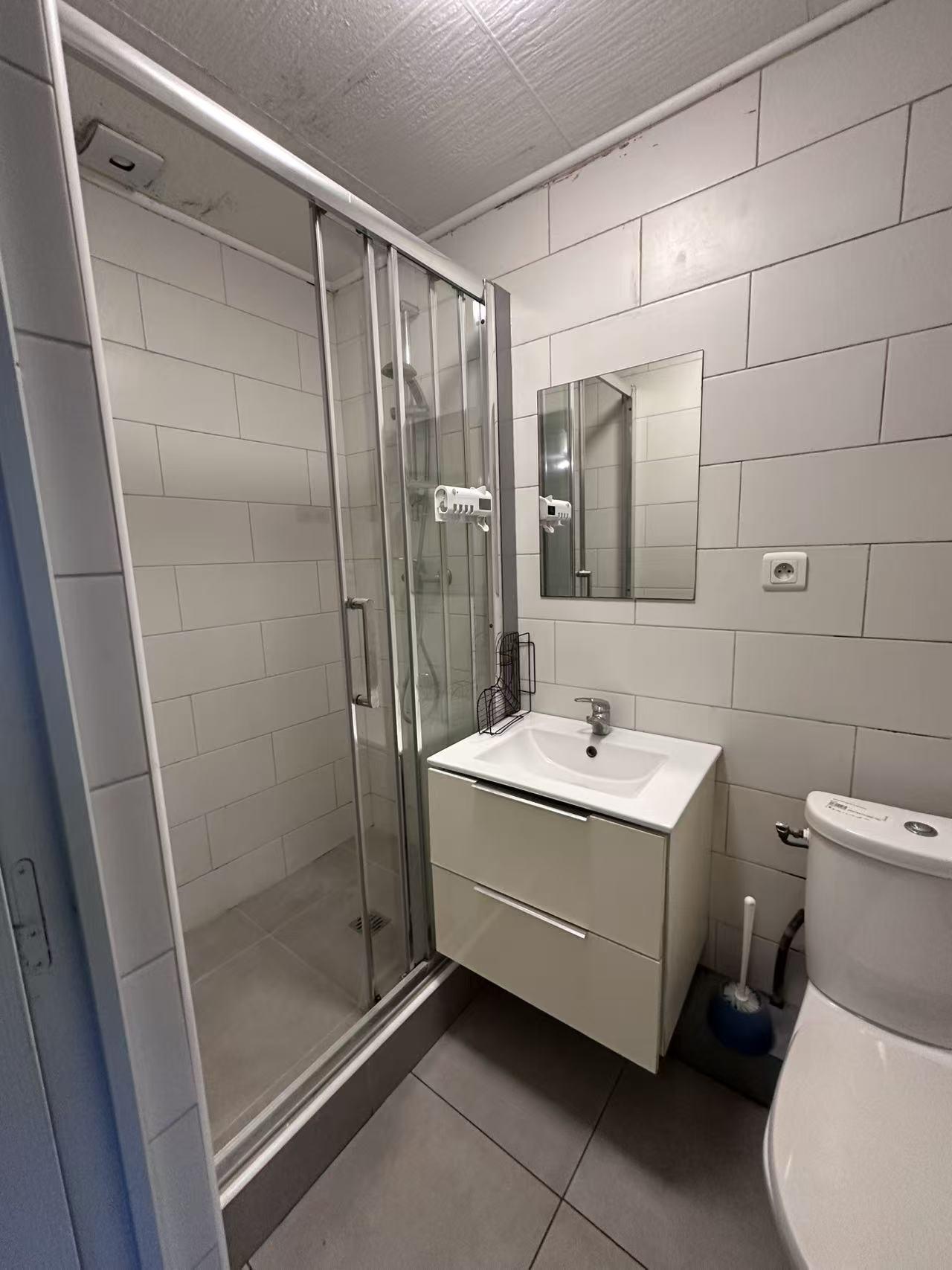 Vitry-sur-Seine 94区·15平·别墅·有家具·仅长租[法国巴黎租房]