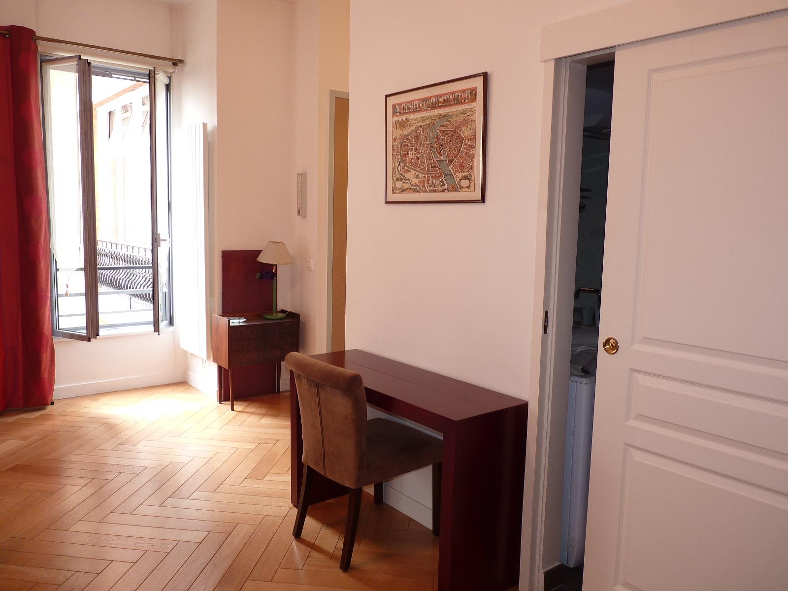 PARIS 3区·36平·studio·有家具[法国巴黎租房]