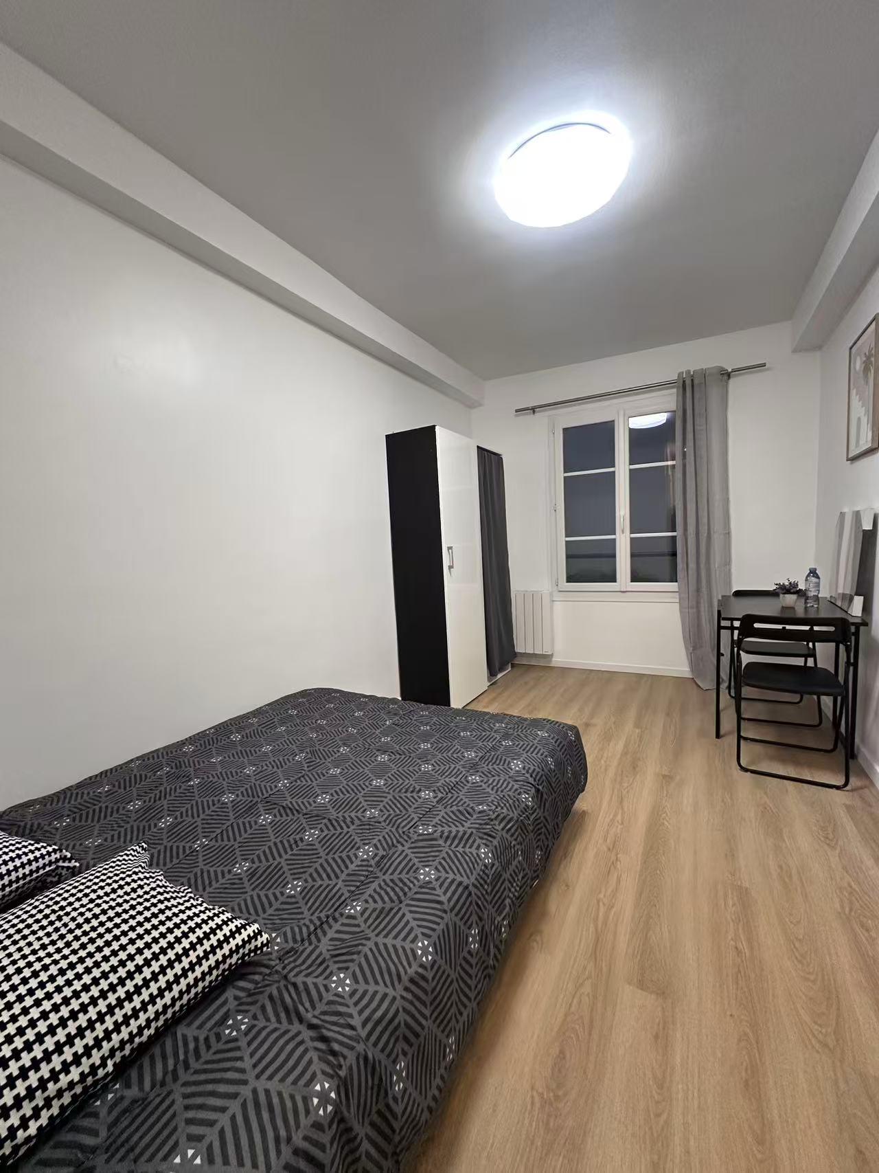 PARIS 13区·16平·studio·家具齐全·仅长租[法国巴黎租房]