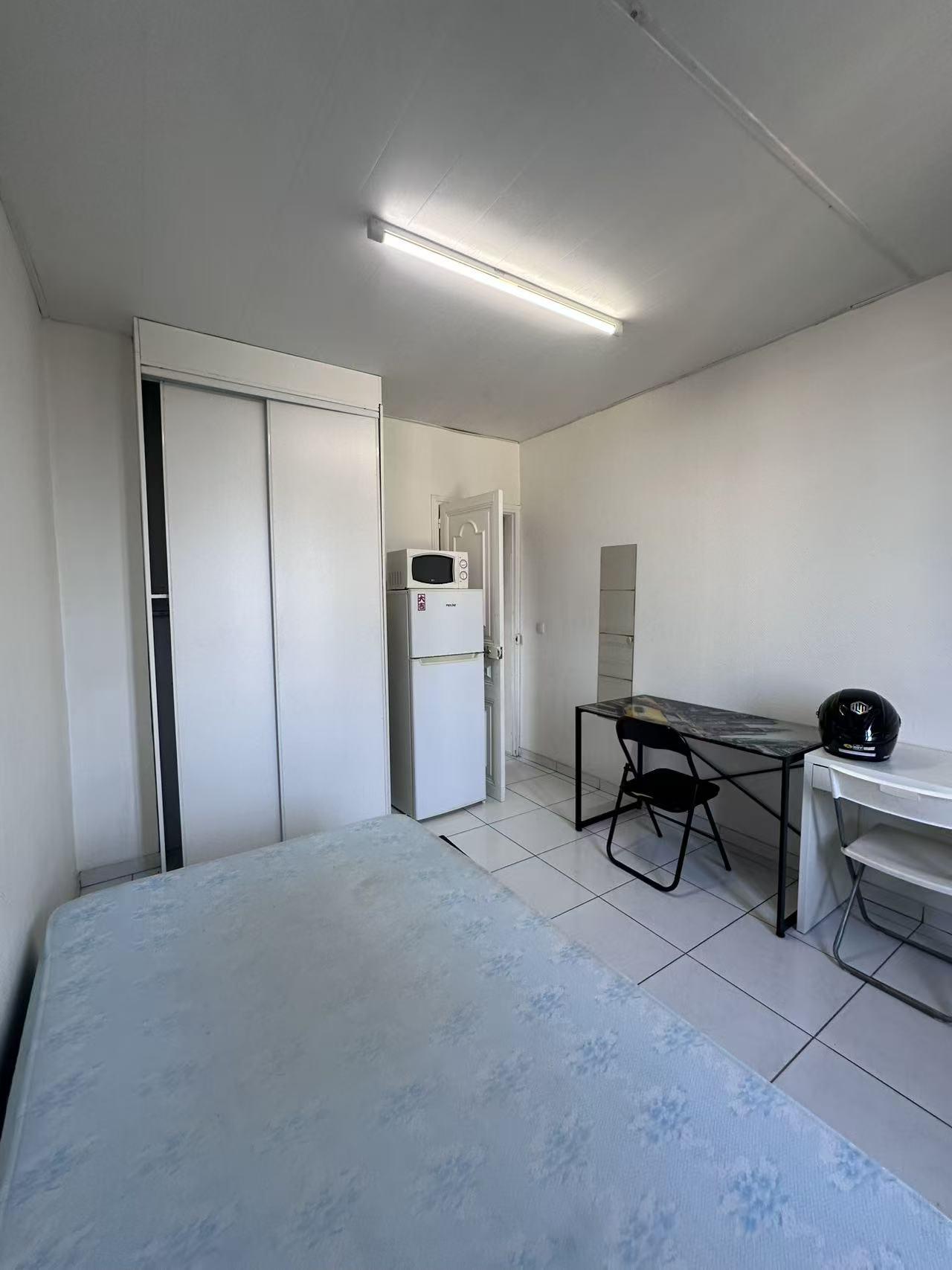 Villejuif 94e·13m²·studio·With furniture[Paris Rental]