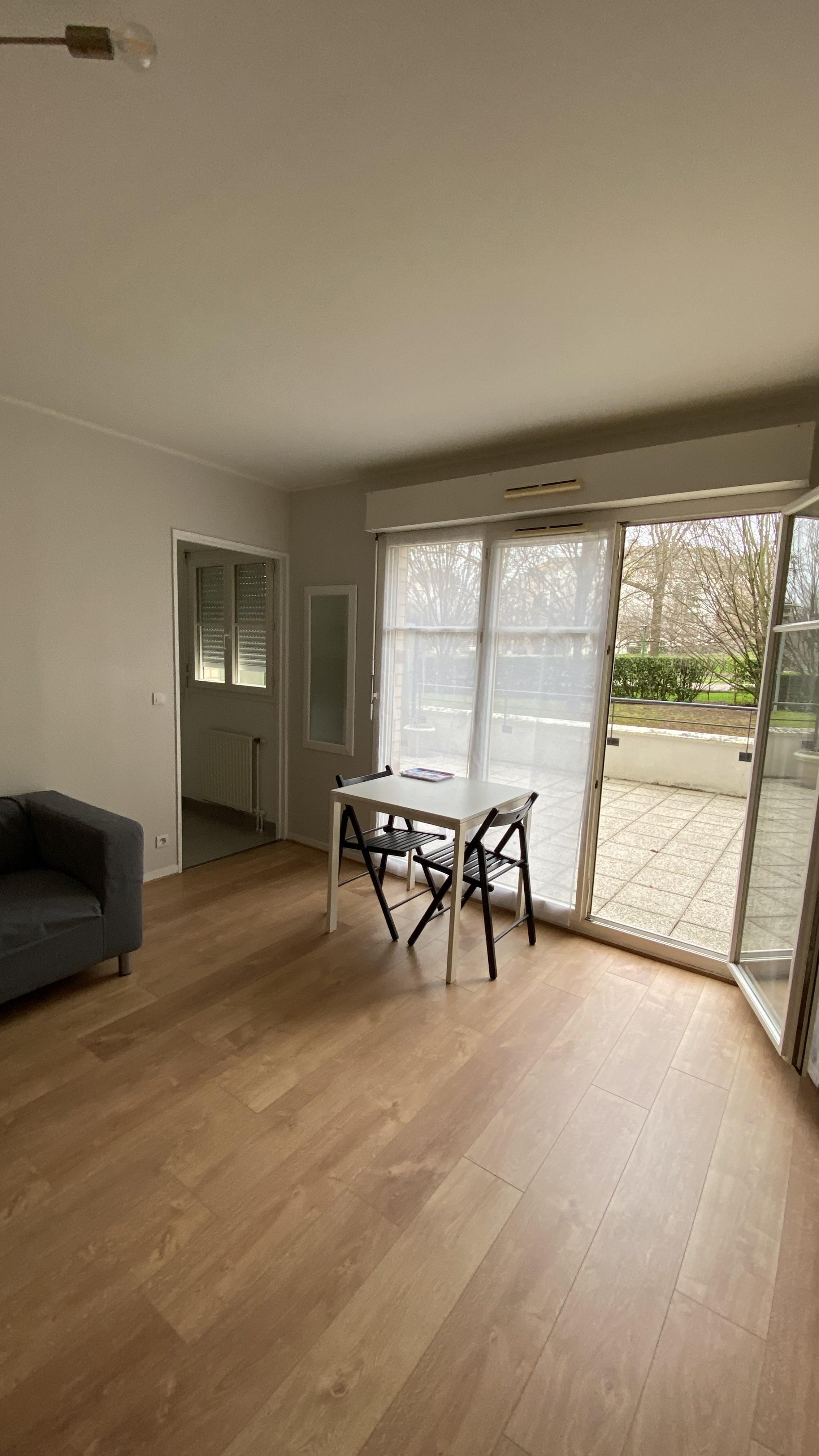 Créteil 94e·30m²·Studio·Meublé[Location à Paris France]