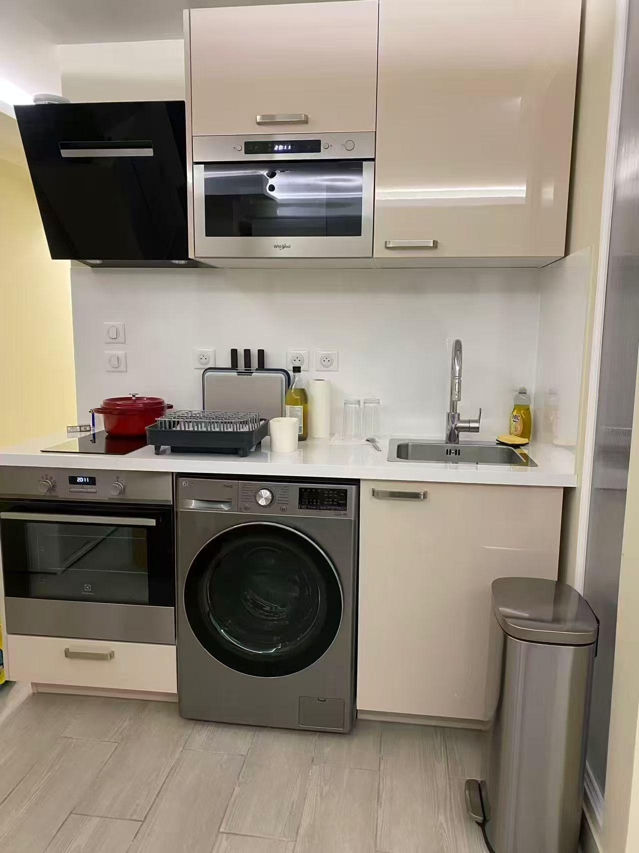 Issy-les-Moulineaux 92지역·35m²·아파트·가구[프랑스 부동산,프랑스 아파트 매매,파리 집 구하기,프랑스 임대 부동산,프랑스 부동산 투자,프랑스 아파트 임대 방법,파리 집 계약 절차,프랑스 부동산 세금 정보,프랑스 부동산 중개인 추천,프랑스 주택 임대 시세,프랑스 주택 관리 서비스,프랑스 아파트 월세,프랑스 단기 임대,파리 집 임대,프랑스 월세 계약,프랑스 월세 시세,파리 임대 집 추천,프랑스 임대,프랑스 월세 ,프랑스 부동산 임대 서비스,프랑스 부동산 중개,프랑스 부동산 에이전시,파리 부동산 중개인,프랑스 부동산 매물,파리 부동산 에이전시 추천,파리 현지 부동산 상담,파리 부동산 거래 대행,프랑스 부동산 시세 조회,프랑스 부동산 서비스,파리 부동산 에이전시,프랑스 부동산 전문가,프랑스 부동산 거래 팁,프랑스 주택 중개 플랫폼,파리 유학생 ,프랑스 유학 집 구하기,파리 학생 기숙사 임대,프랑스 유학생 월세 아파트,프랑스 유학 임대 계약,파리 유학 생활 집 구하기,프랑스 유학생 쉐어하우스,프랑스 가족용 주택 매매,파리 가족 아파트 임대,프랑스 어린이 학교 근처 집,프랑스 이민 주택 ,맞춤형 부동산 서비스,파리 단기 임대 아파트,프랑스 출장용 주택,파리 월 단위 임대]