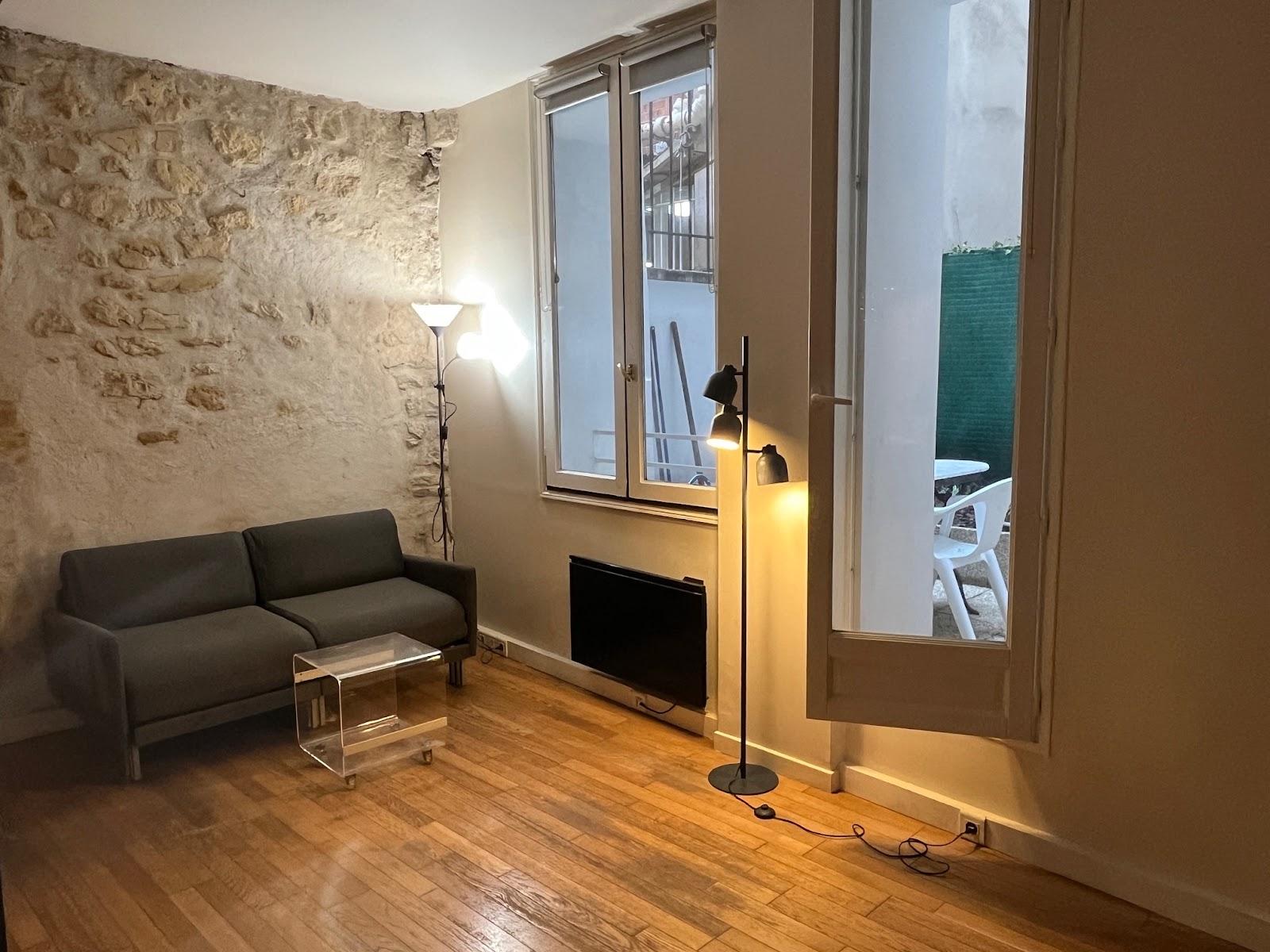 PARIS 3e·25m²·F1·Studio·With furniture[Paris Rental]