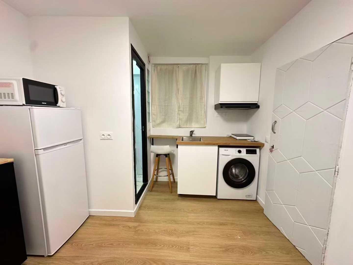 PARIS 15지역·14m²·studio·가구[프랑스 부동산,프랑스 아파트 매매,파리 집 구하기,프랑스 임대 부동산,프랑스 부동산 투자,프랑스 아파트 임대 방법,파리 집 계약 절차,프랑스 부동산 세금 정보,프랑스 부동산 중개인 추천,프랑스 주택 임대 시세,프랑스 주택 관리 서비스,프랑스 아파트 월세,프랑스 단기 임대,파리 집 임대,프랑스 월세 계약,프랑스 월세 시세,파리 임대 집 추천,프랑스 임대,프랑스 월세 ,프랑스 부동산 임대 서비스,프랑스 부동산 중개,프랑스 부동산 에이전시,파리 부동산 중개인,프랑스 부동산 매물,파리 부동산 에이전시 추천,파리 현지 부동산 상담,파리 부동산 거래 대행,프랑스 부동산 시세 조회,프랑스 부동산 서비스,파리 부동산 에이전시,프랑스 부동산 전문가,프랑스 부동산 거래 팁,프랑스 주택 중개 플랫폼,파리 유학생 ,프랑스 유학 집 구하기,파리 학생 기숙사 임대,프랑스 유학생 월세 아파트,프랑스 유학 임대 계약,파리 유학 생활 집 구하기,프랑스 유학생 쉐어하우스,프랑스 가족용 주택 매매,파리 가족 아파트 임대,프랑스 어린이 학교 근처 집,프랑스 이민 주택 ,맞춤형 부동산 서비스,파리 단기 임대 아파트,프랑스 출장용 주택,파리 월 단위 임대]