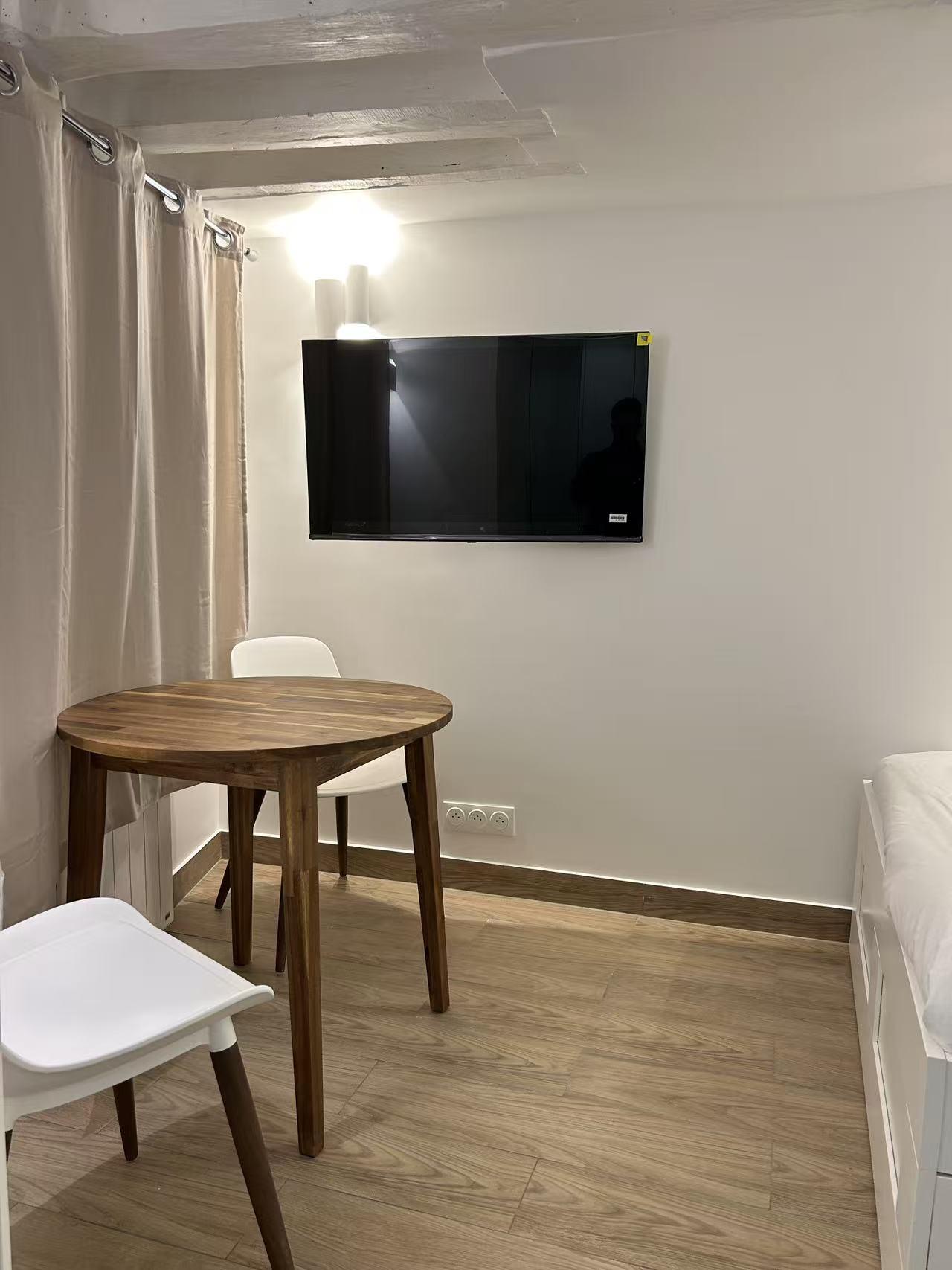 PARIS 5e·18m²·studio·With furniture[Paris Rental]